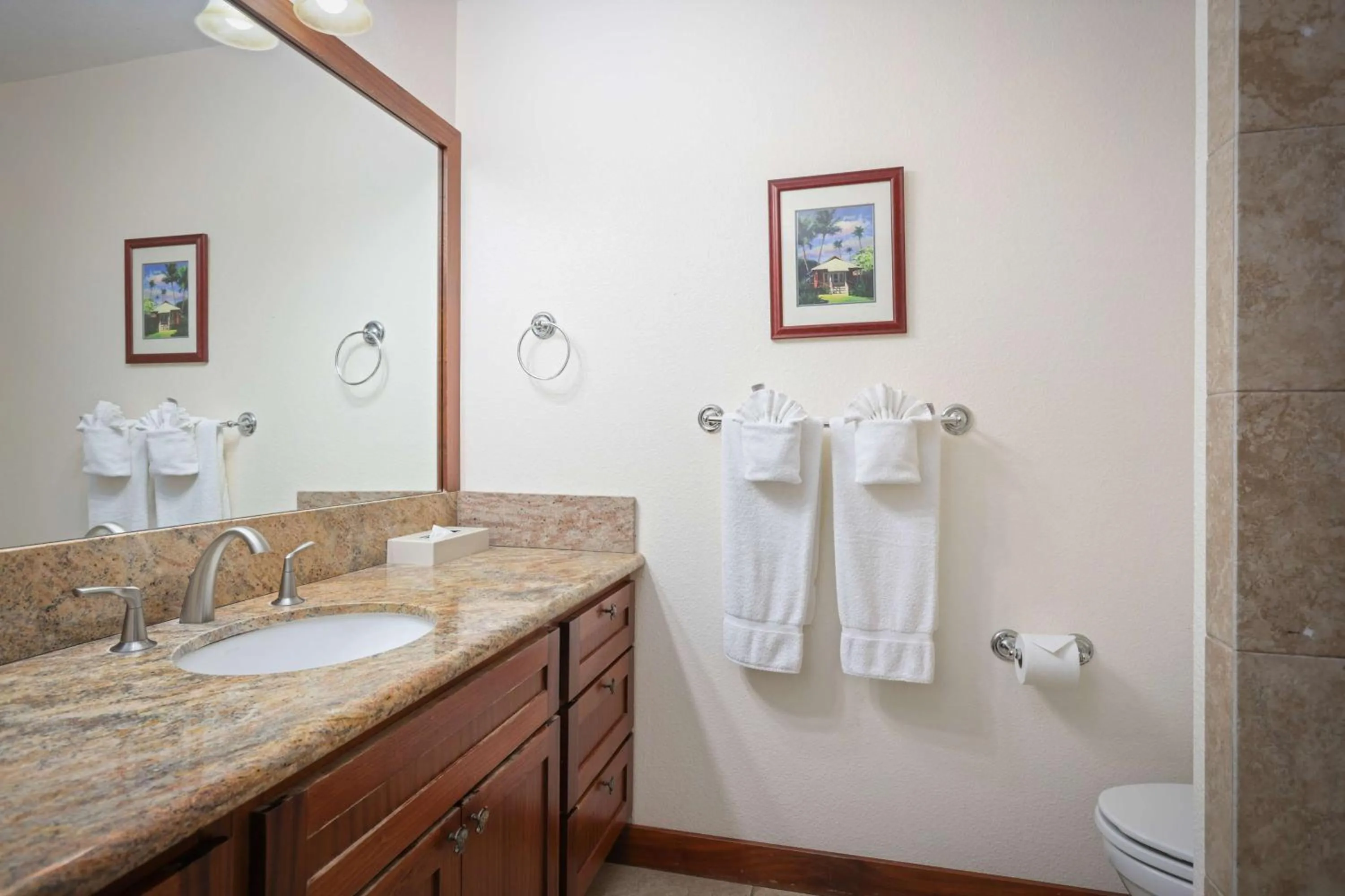 Shower in Aston At Poipu Kai