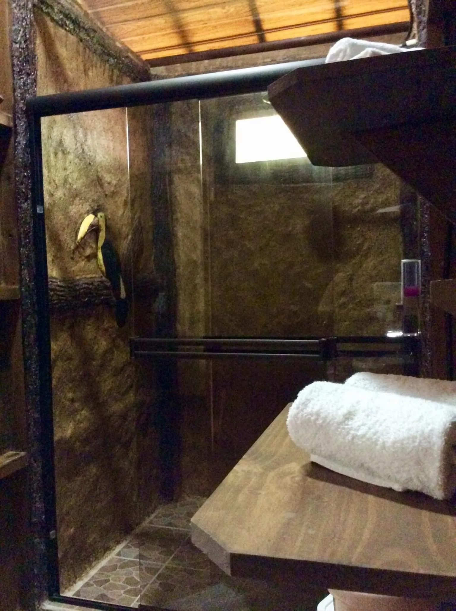 Bathroom in Hidden Paradise Lodge