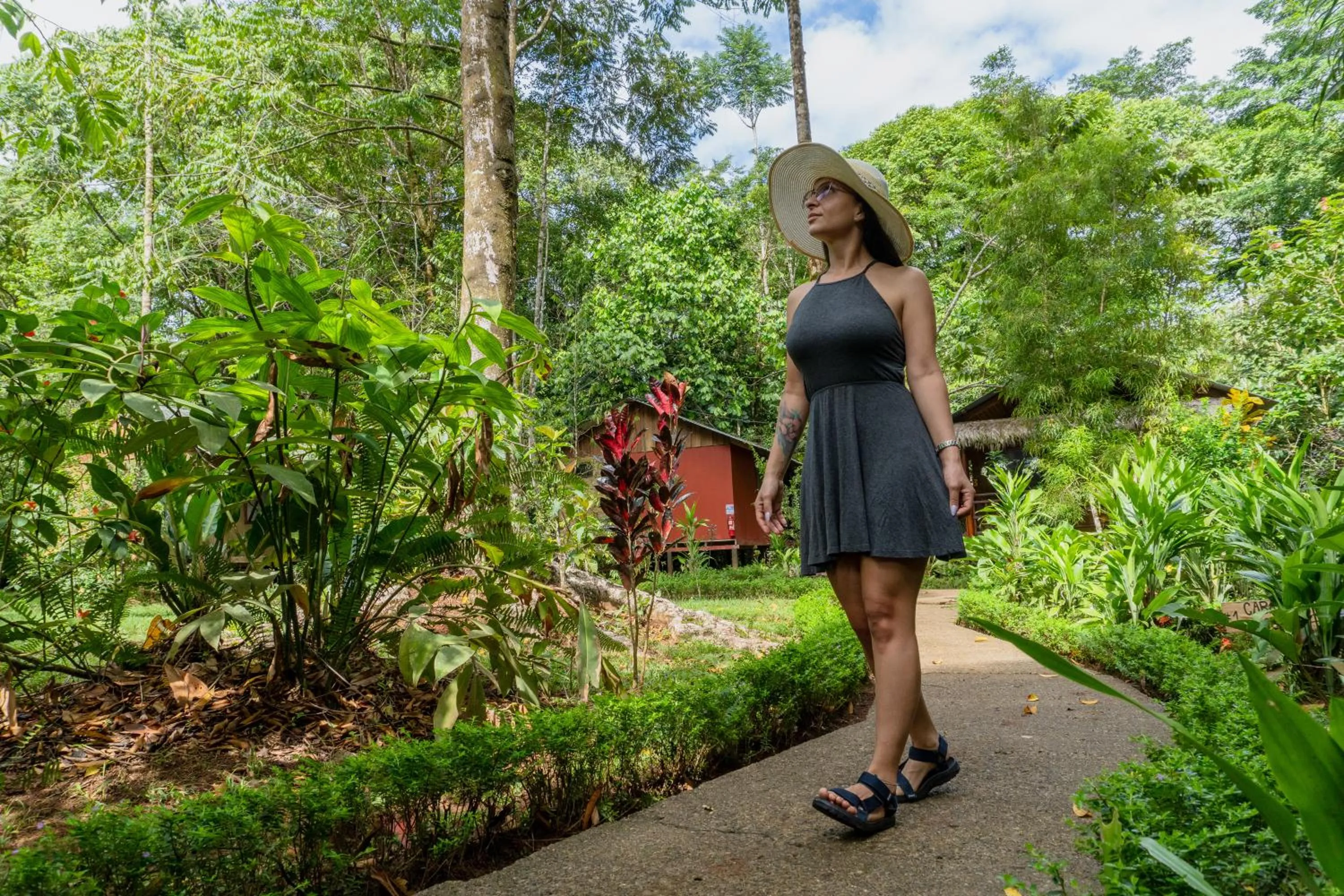 Hidden Paradise Lodge