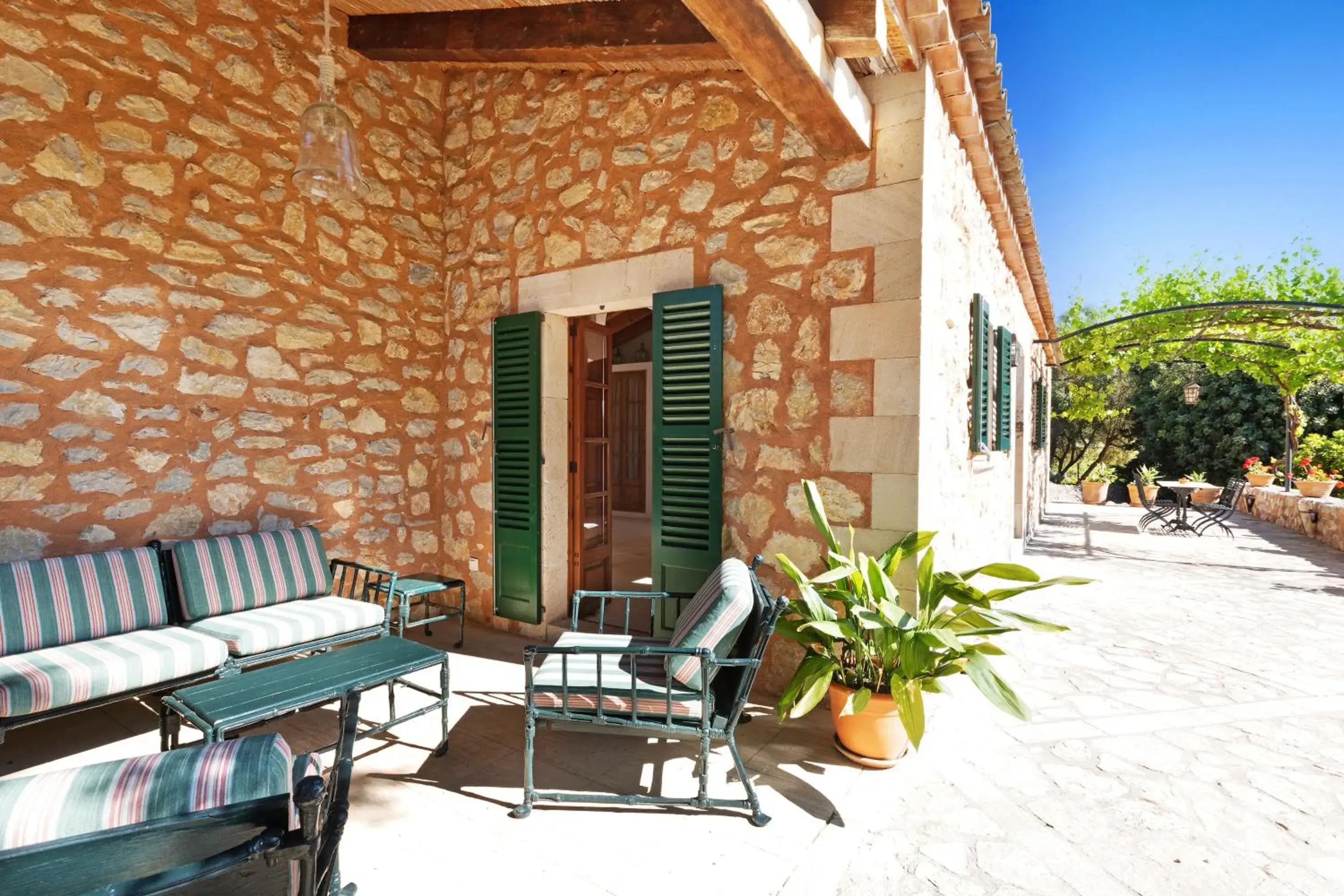 Torrent Fals Torrent Fals