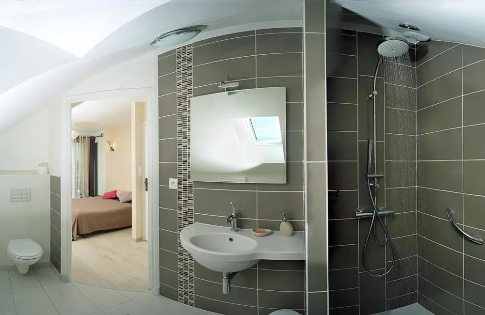 Shower in Les 3 Vallées