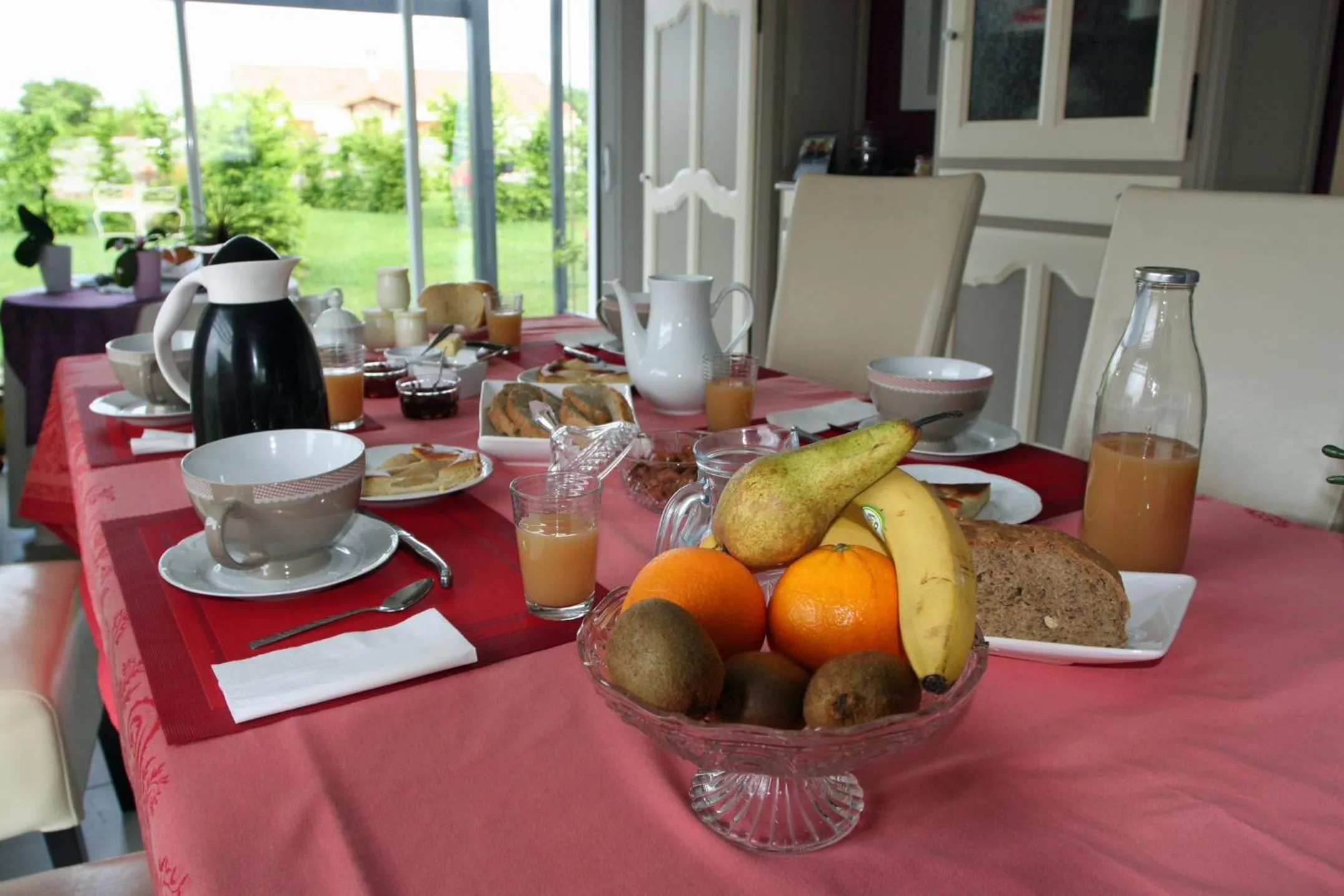 Continental breakfast in Les 3 Vallées