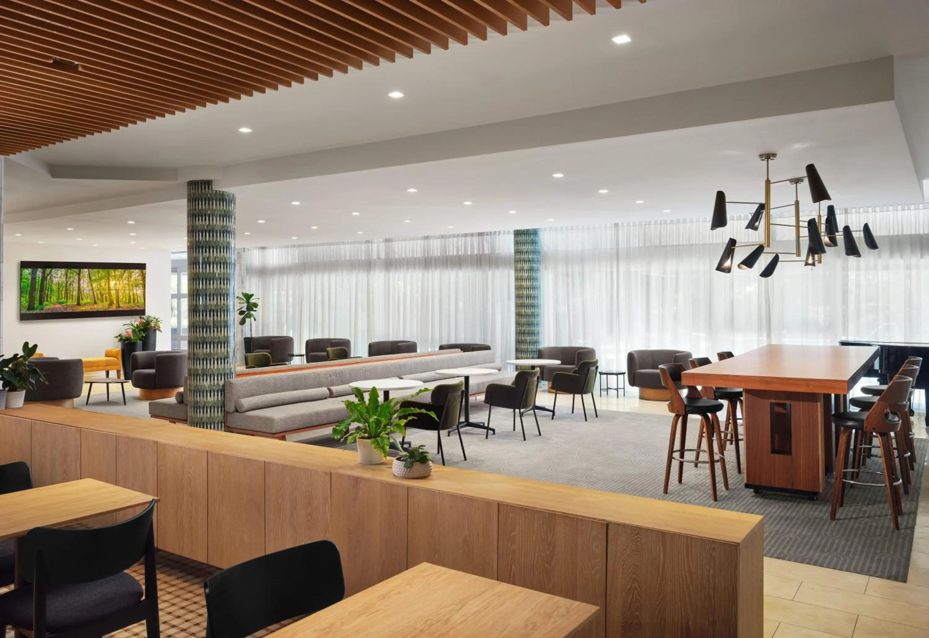 Restaurant/places to eat in Sheraton Ontario Airport Hotel