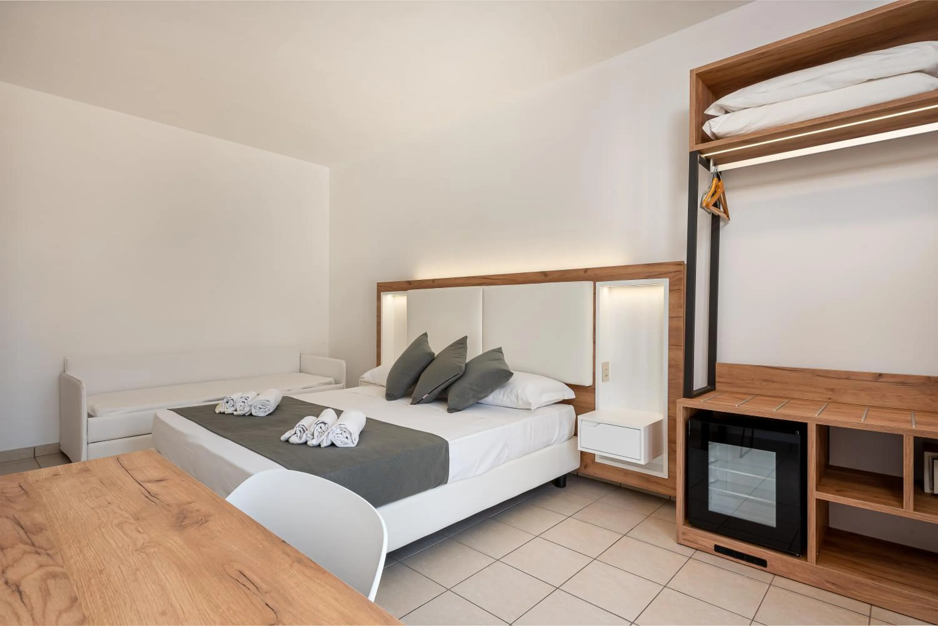 Bed in Hotel Al Paradise