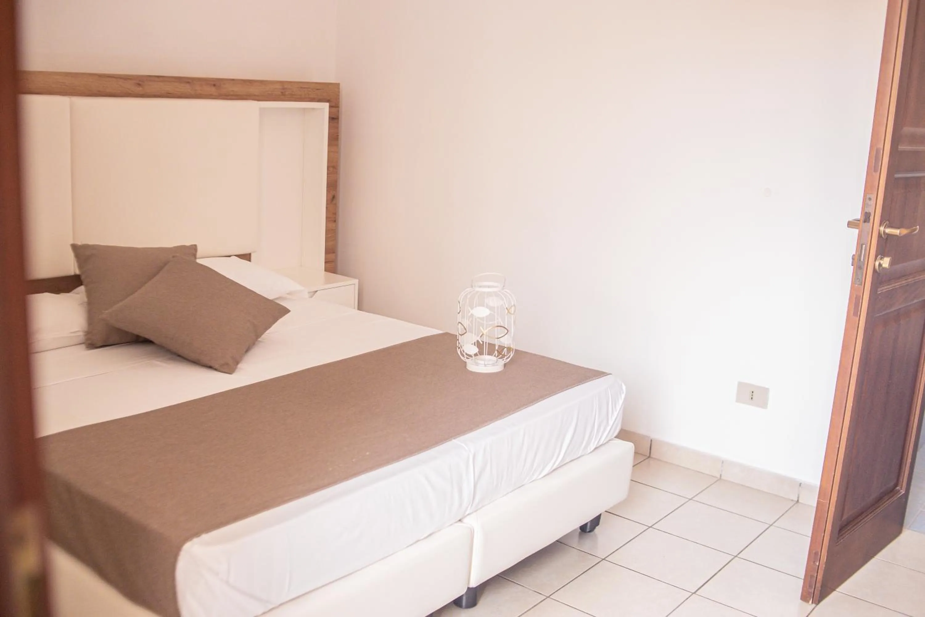 Bed in Hotel Al Paradise