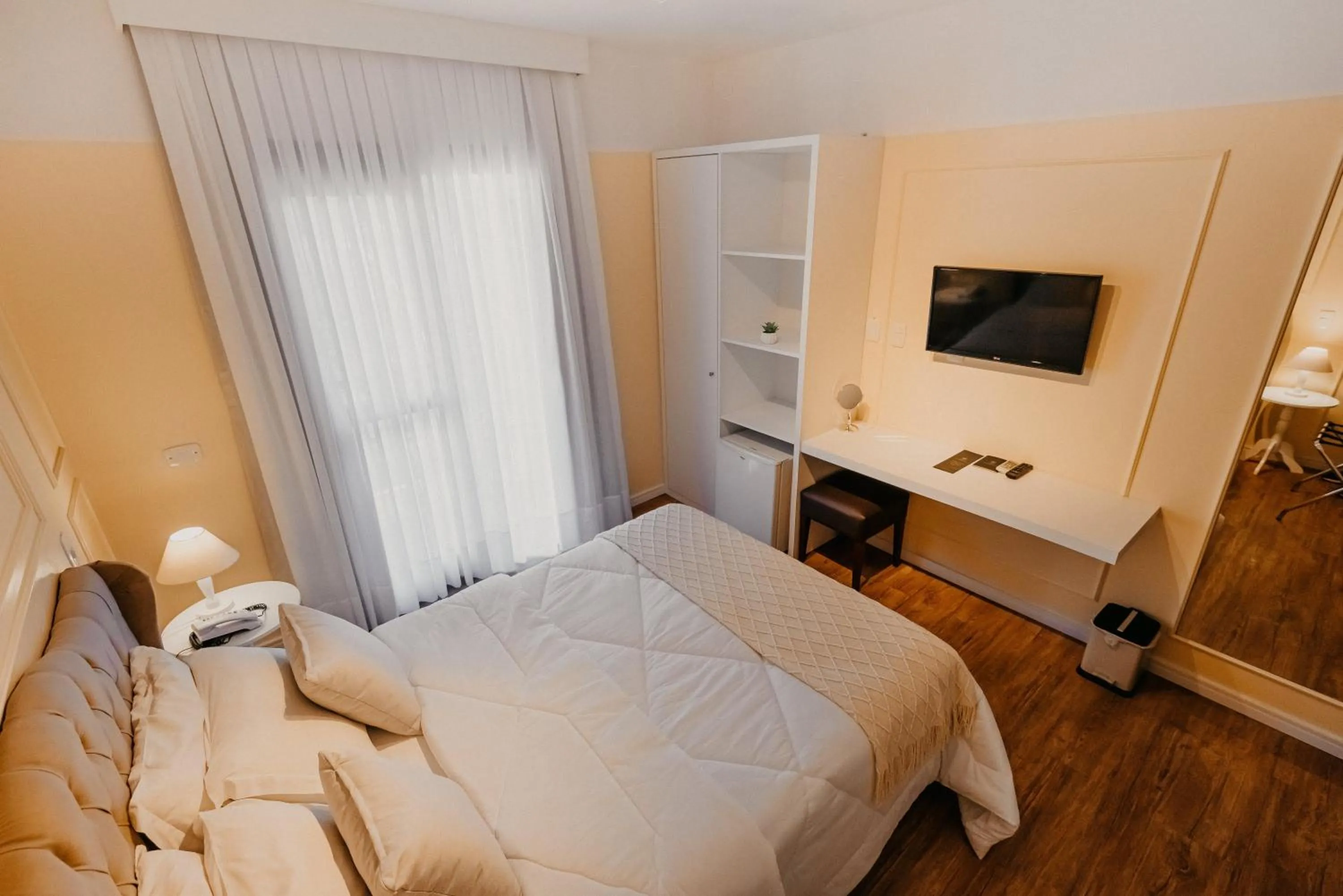 Bedroom, Bed in Hotel Petrópolis