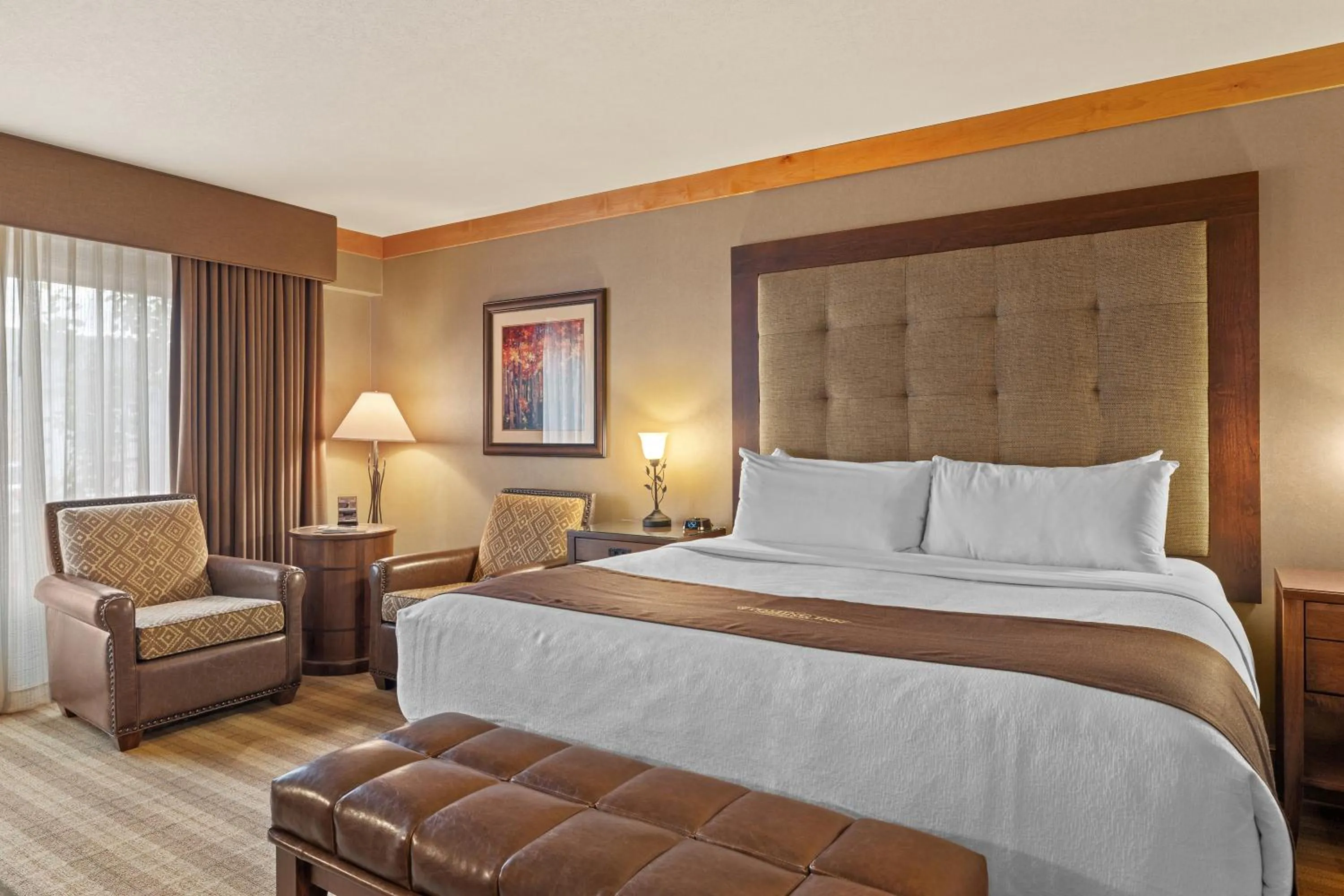 Bedroom, Bed in Wyoming Inn of Jackson Hole