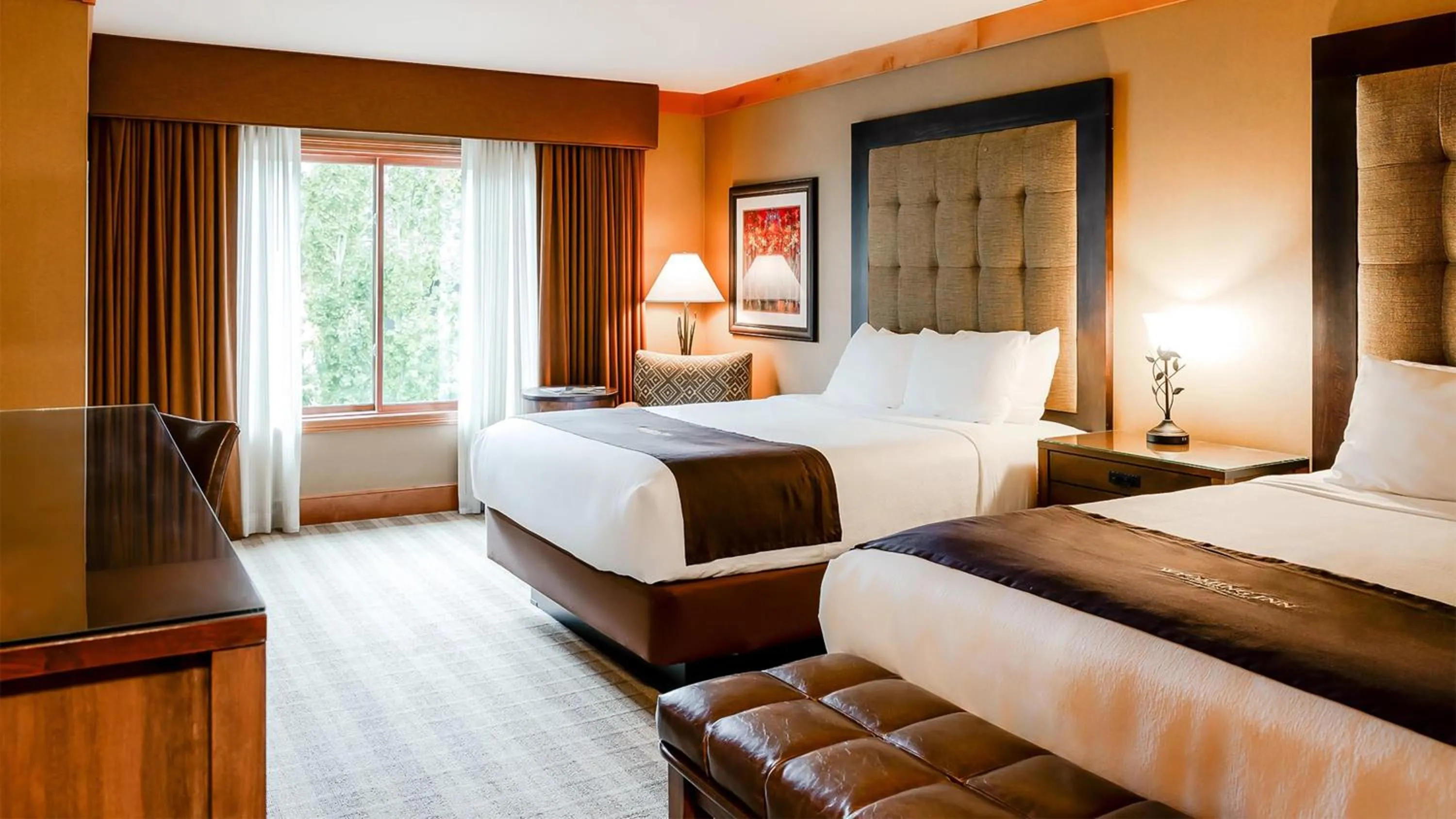 Bed in Wyoming Inn of Jackson Hole