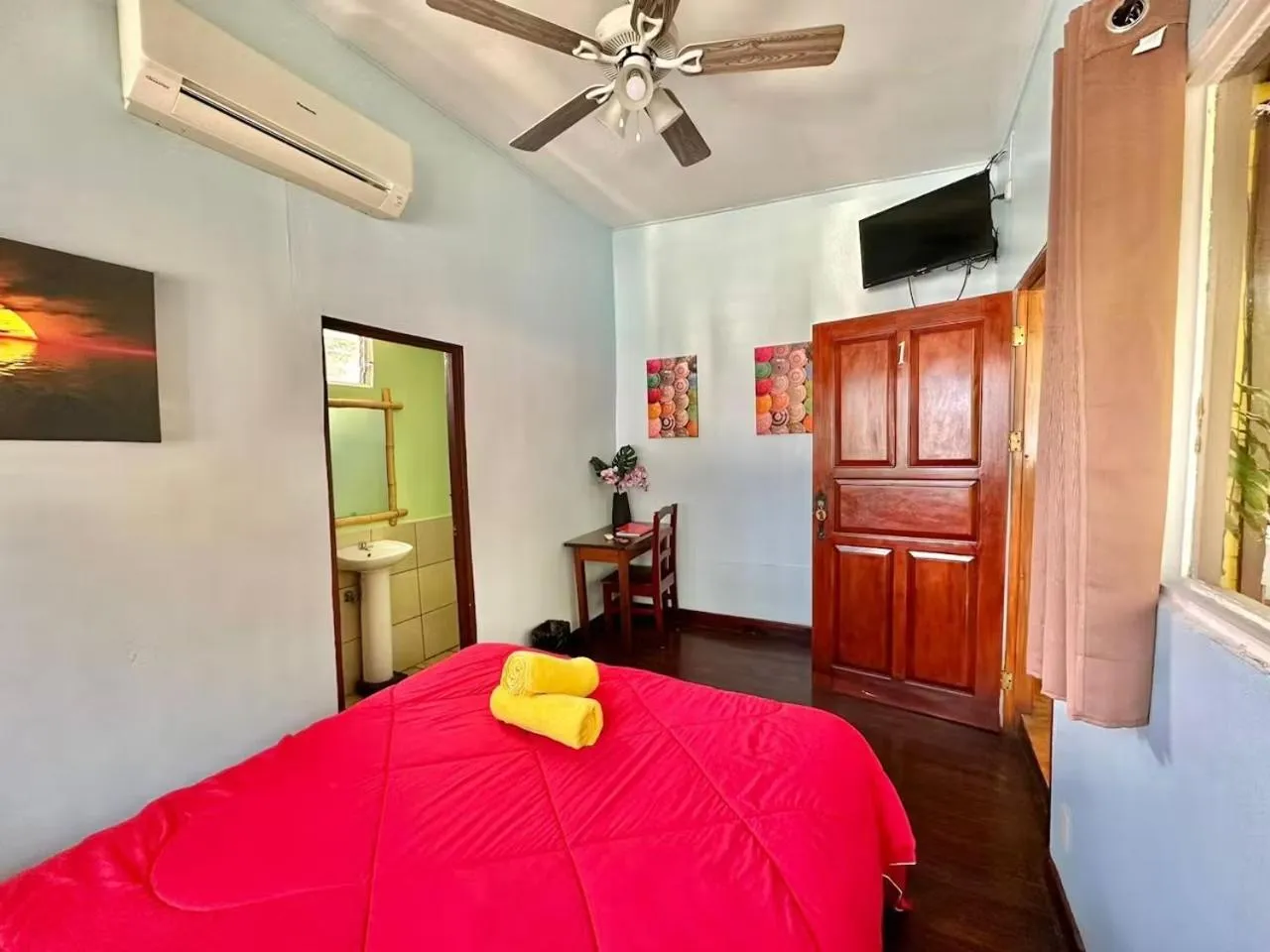 Bed in Hotel Brasilito