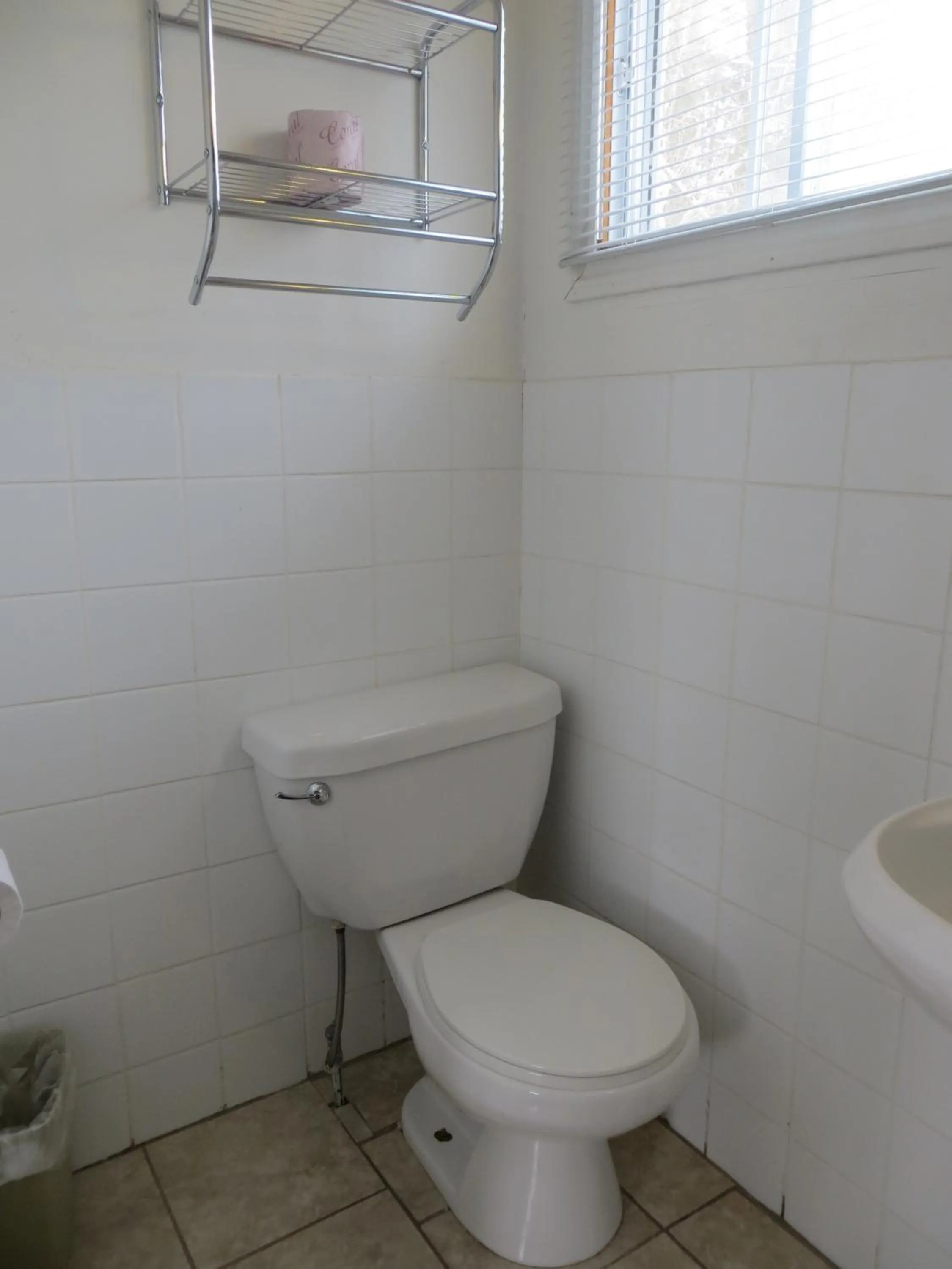 Bathroom in Relax Inn-Collingwood