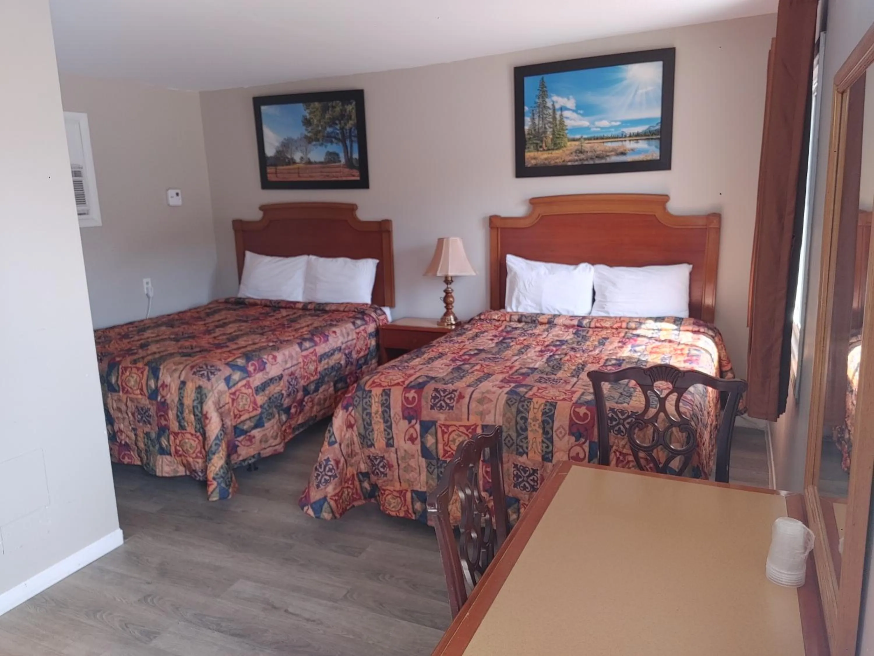 Bed in Relax Inn-Collingwood