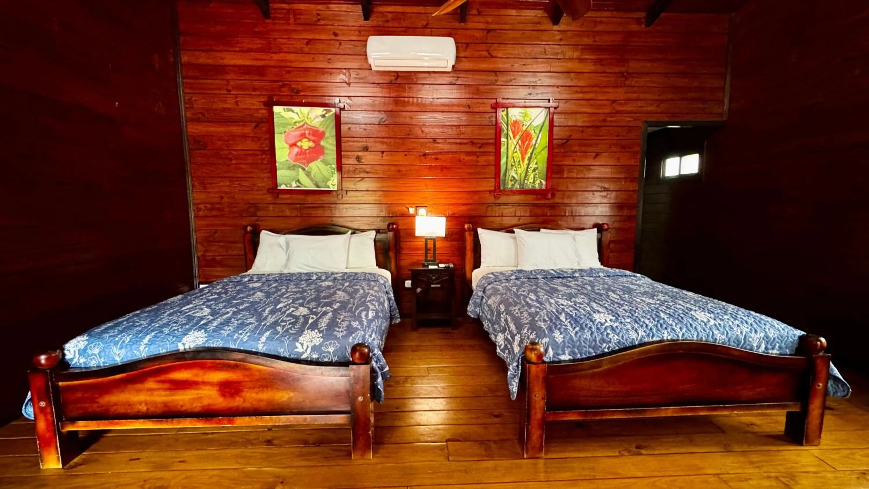 Bed in Blue River Resort & Hot Springs