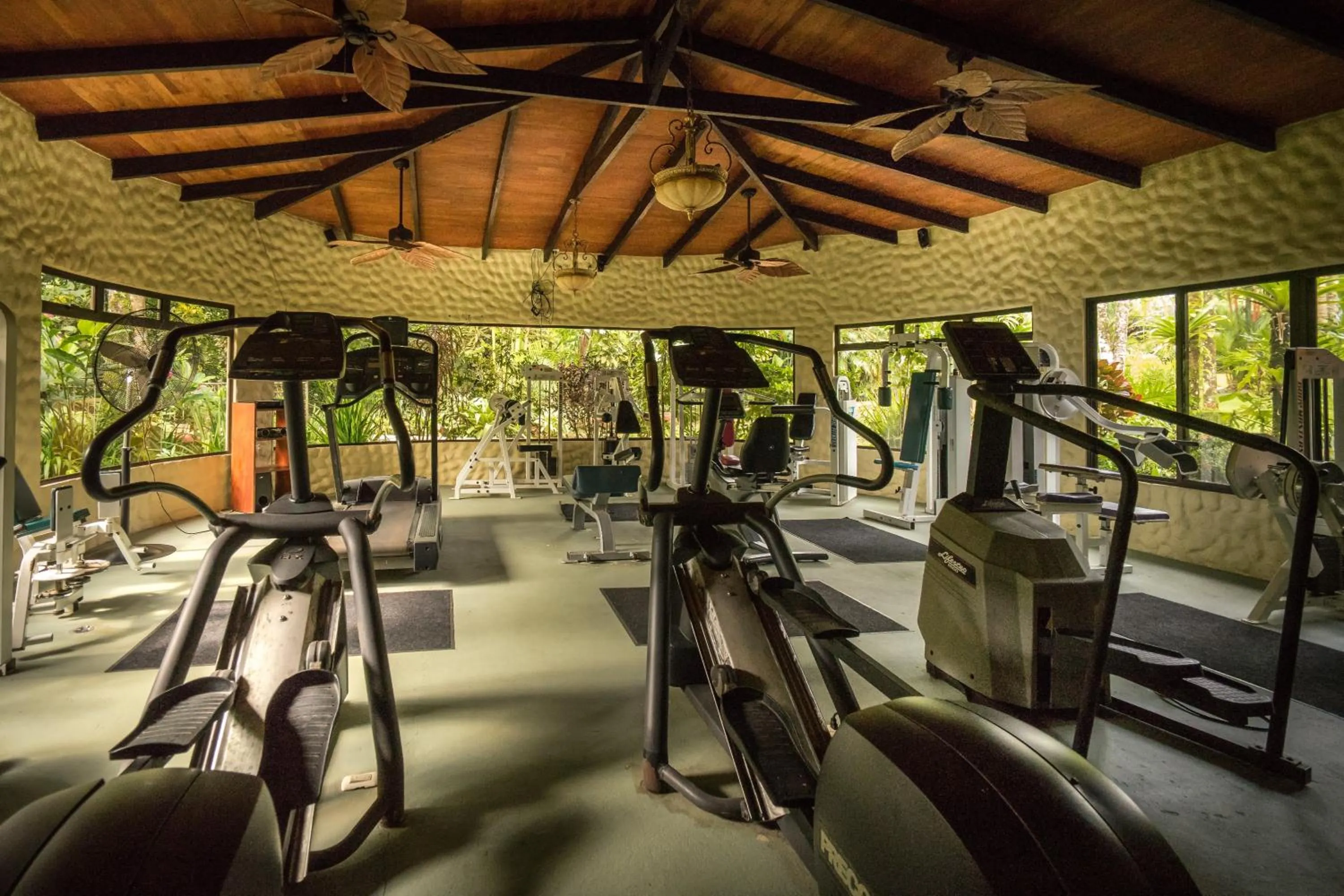 Fitness centre/facilities in Blue River Resort & Hot Springs