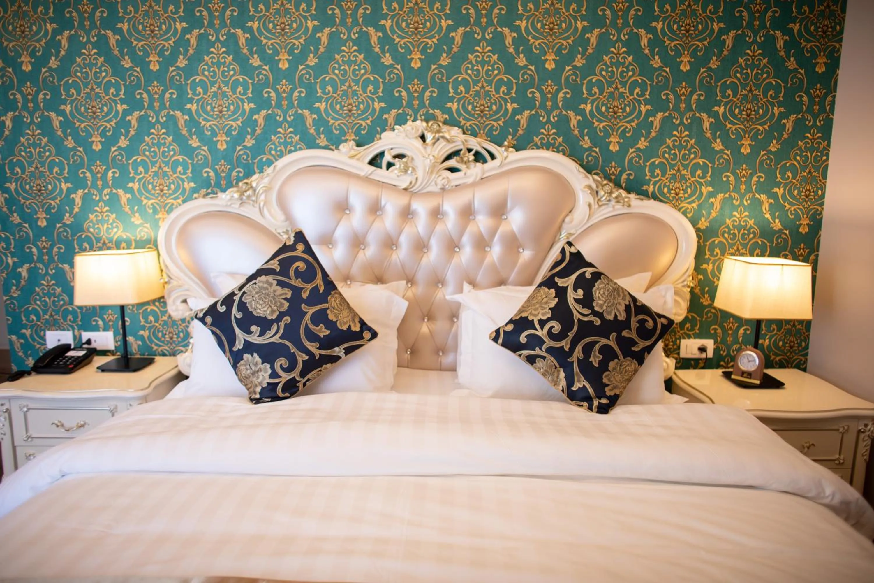 Grand Blue Fafa Resort & SPA