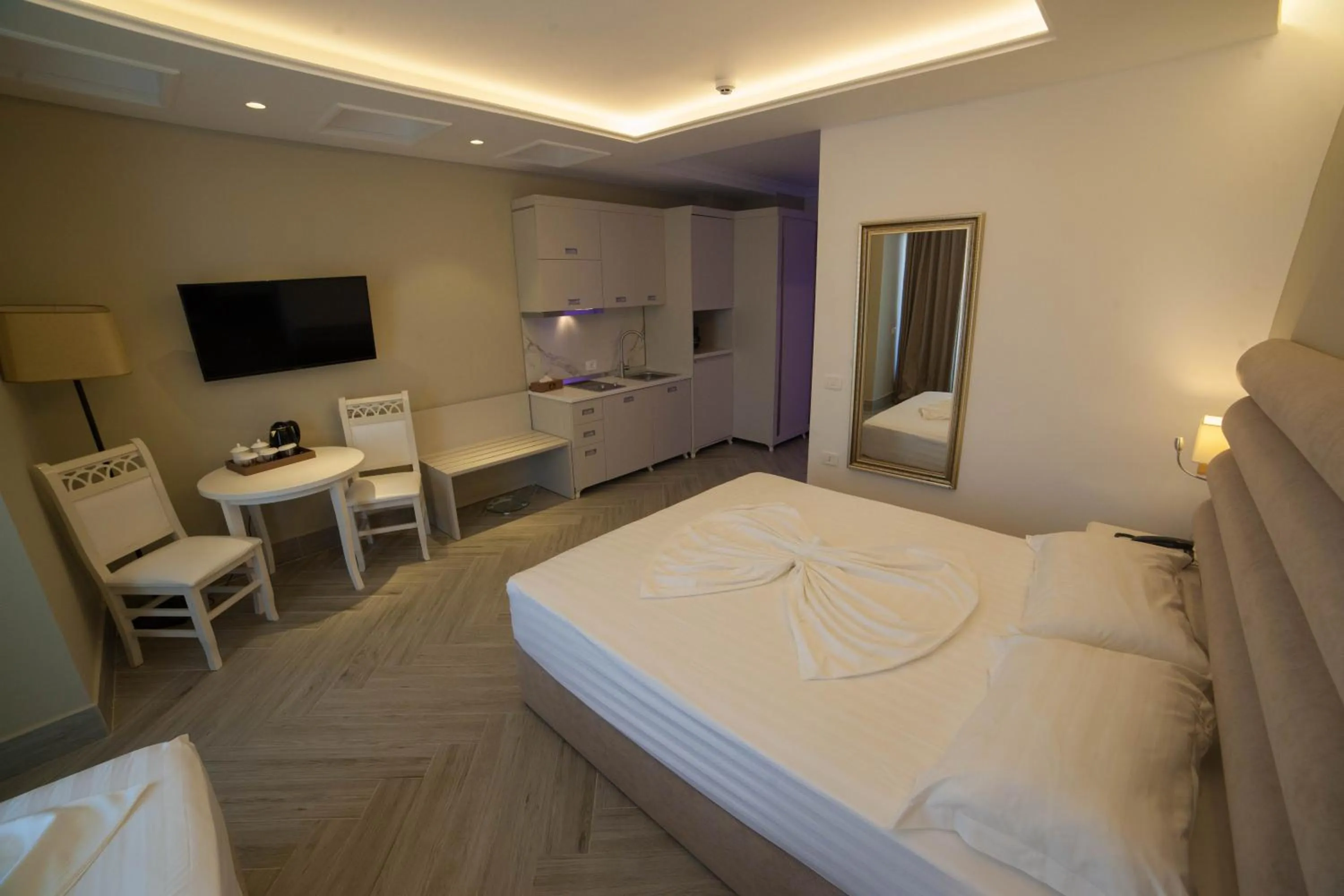 Grand Blue Fafa Resort & SPA