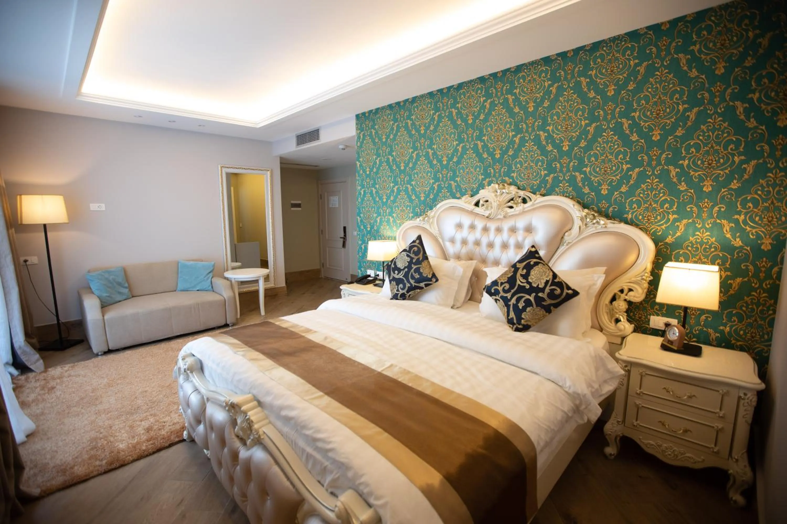 Bedroom in Grand Blue Fafa Resort & SPA