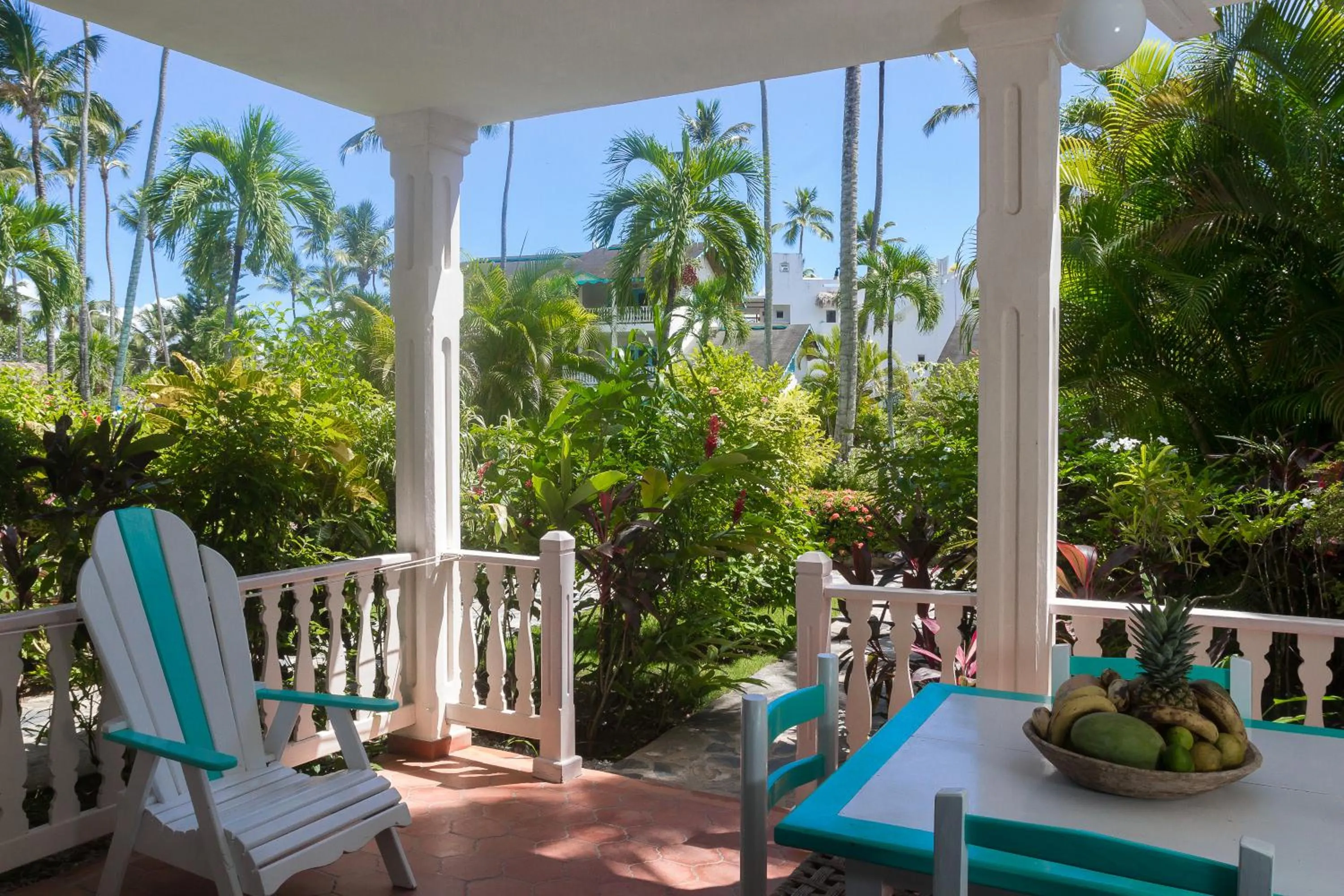 Patio in Hotel Playa Colibri