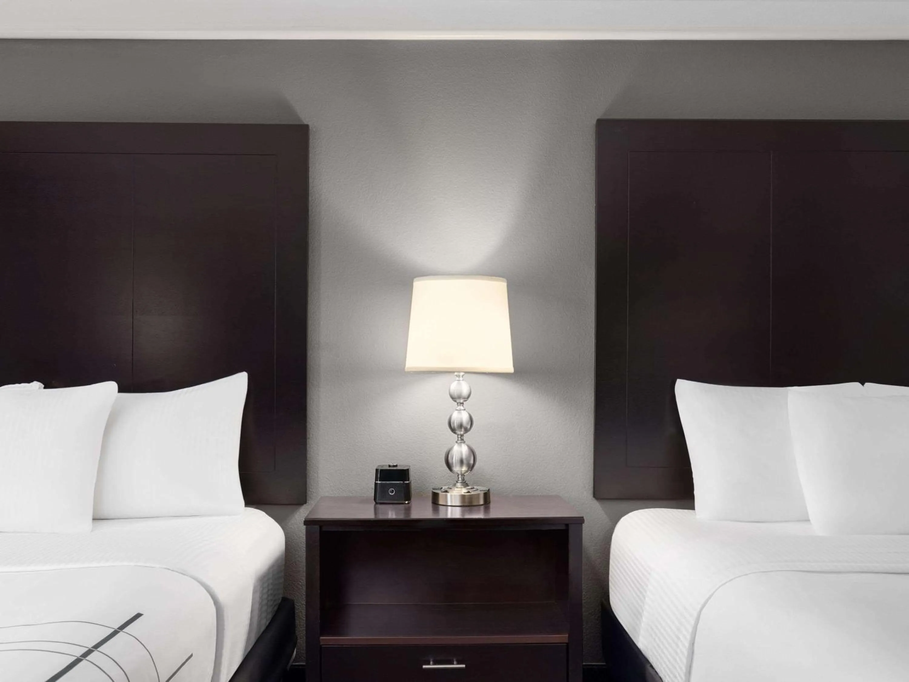 Photo of the whole room, Bed in La Quinta by Wyndham Santa Clarita - Valencia