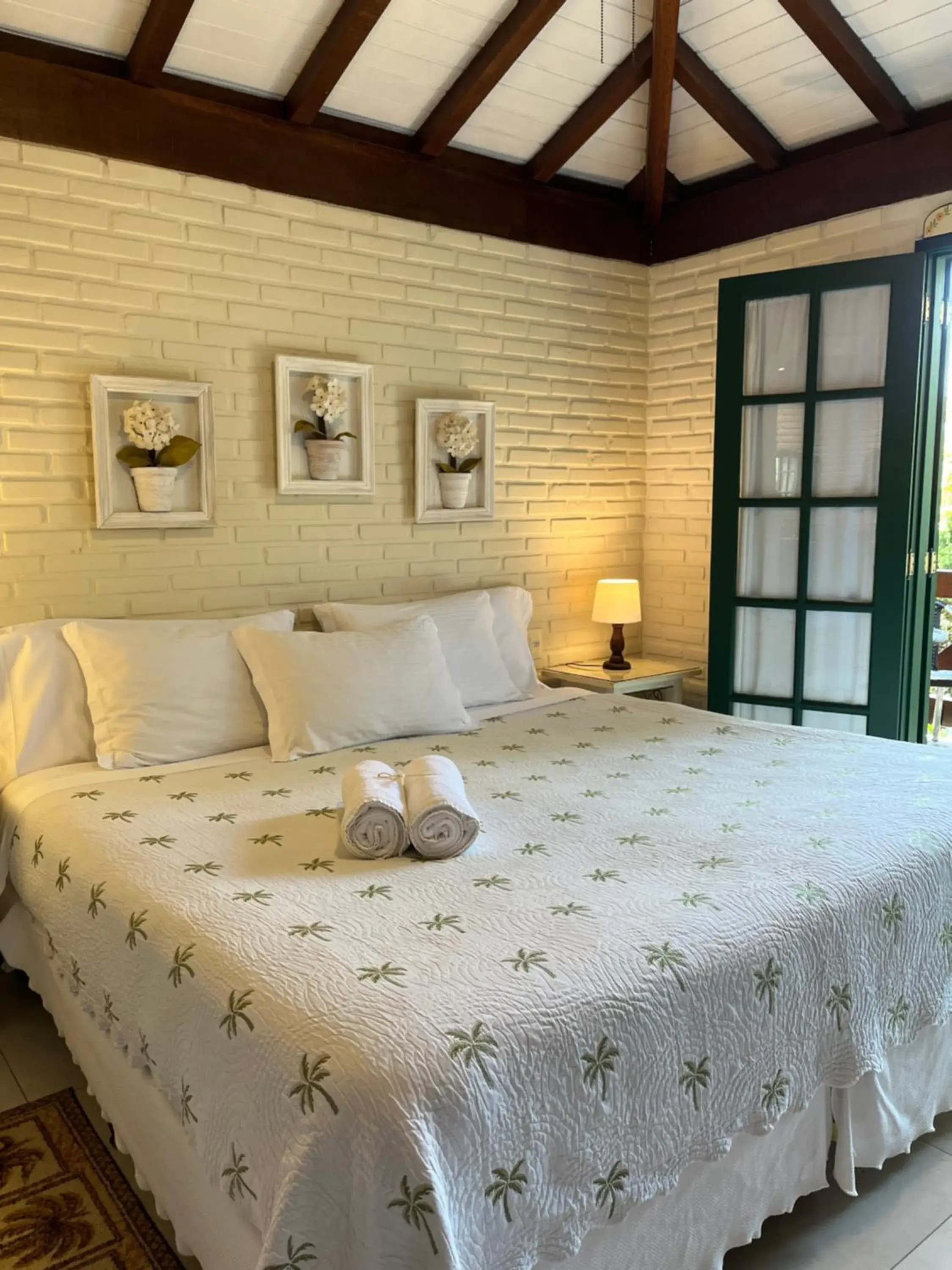 Deluxe Double Room in Urikana Boutique Hotel Deluxe Double Room in Urikana Boutique Hotel