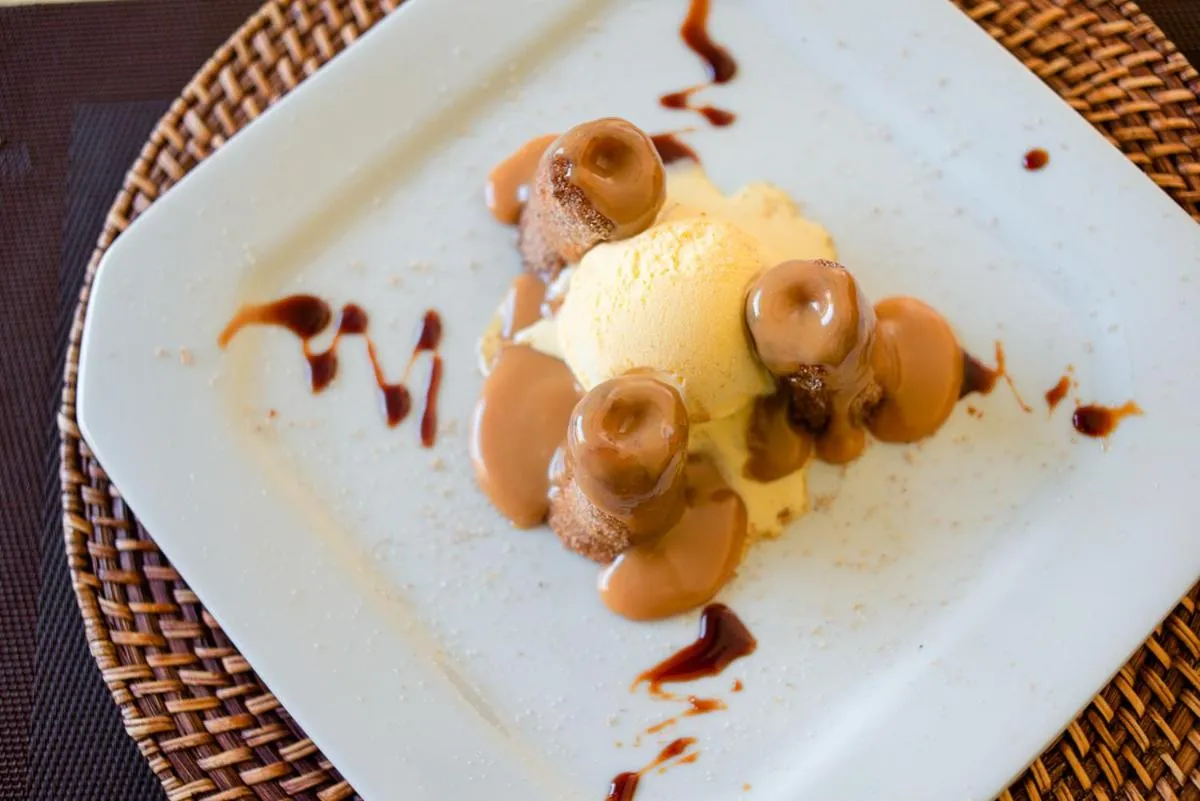 Restaurant/places to eat in Urikana Boutique Hotel