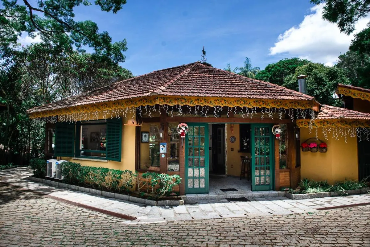 Restaurant/places to eat in Urikana Boutique Hotel