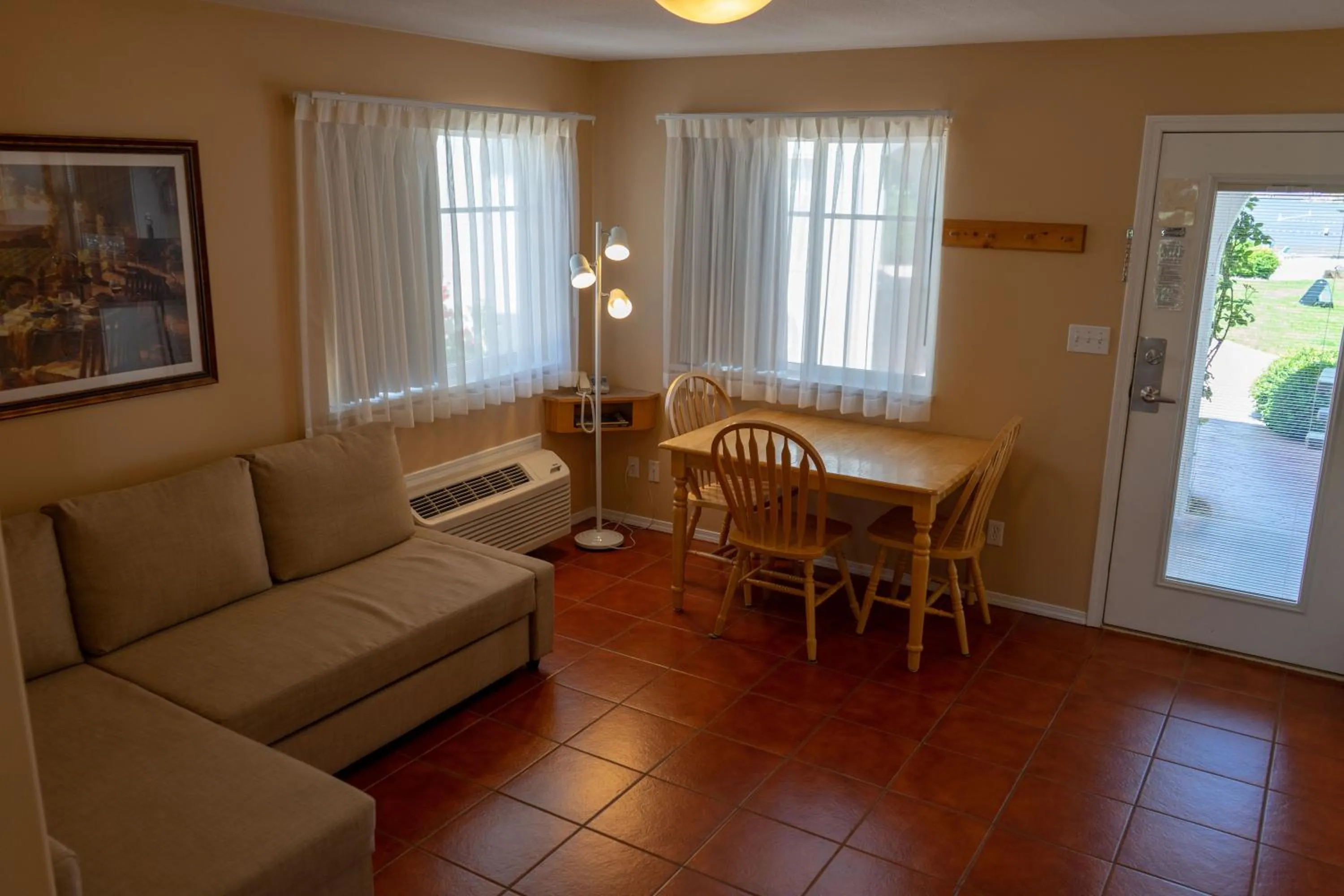 Living room in Sandy Beach Suites