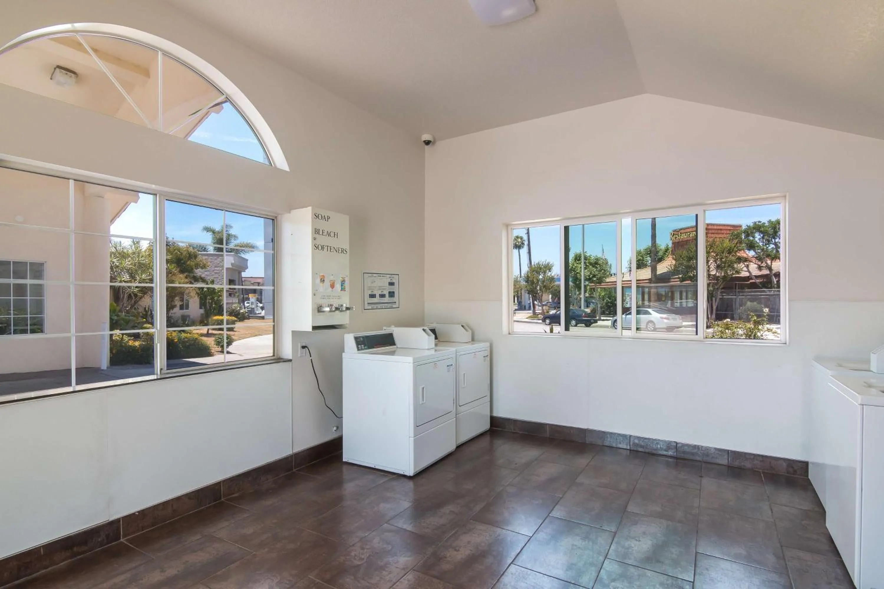 laundry in Motel 6-South El Monte, CA - Los Angeles