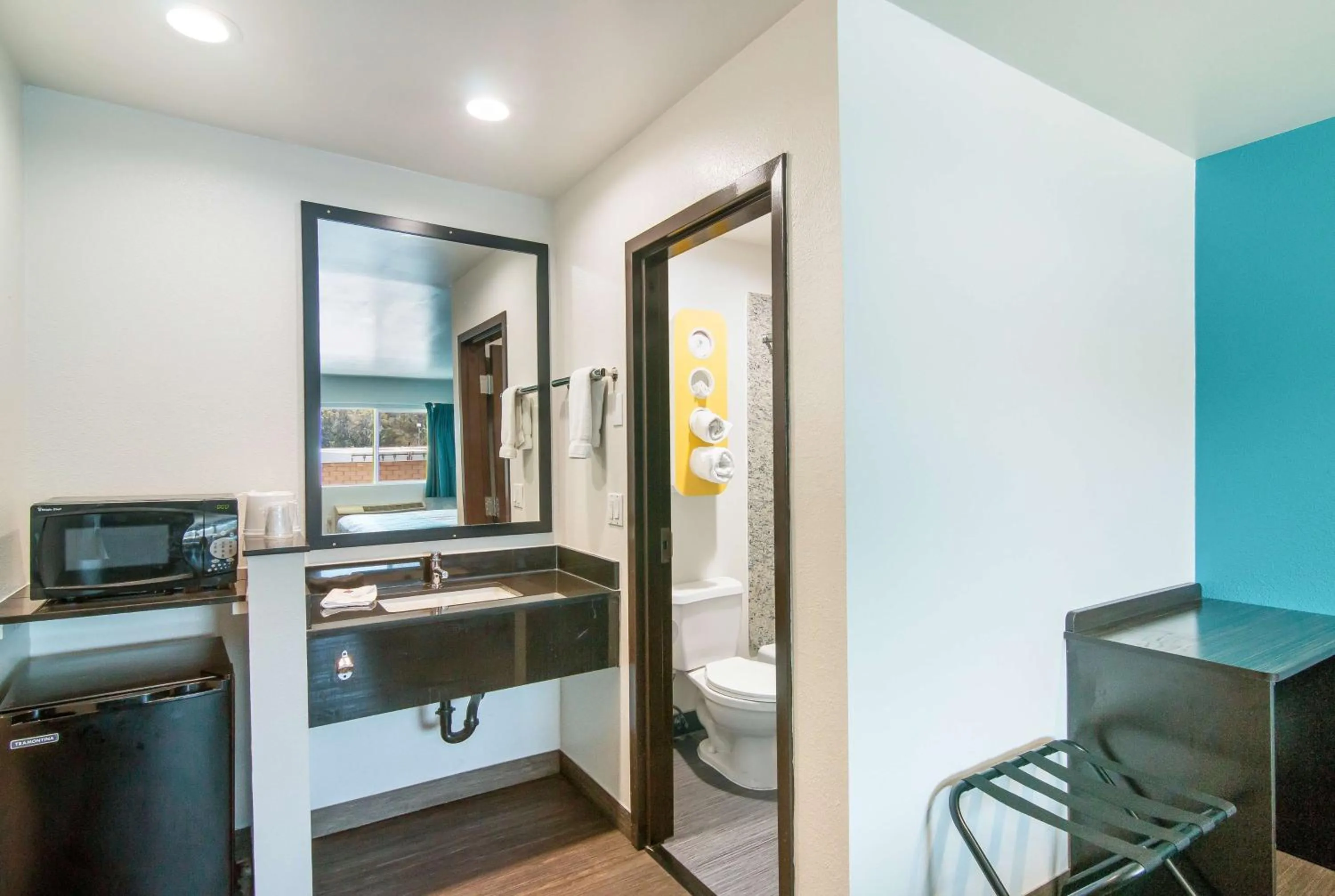 Toilet in Motel 6-South El Monte, CA - Los Angeles