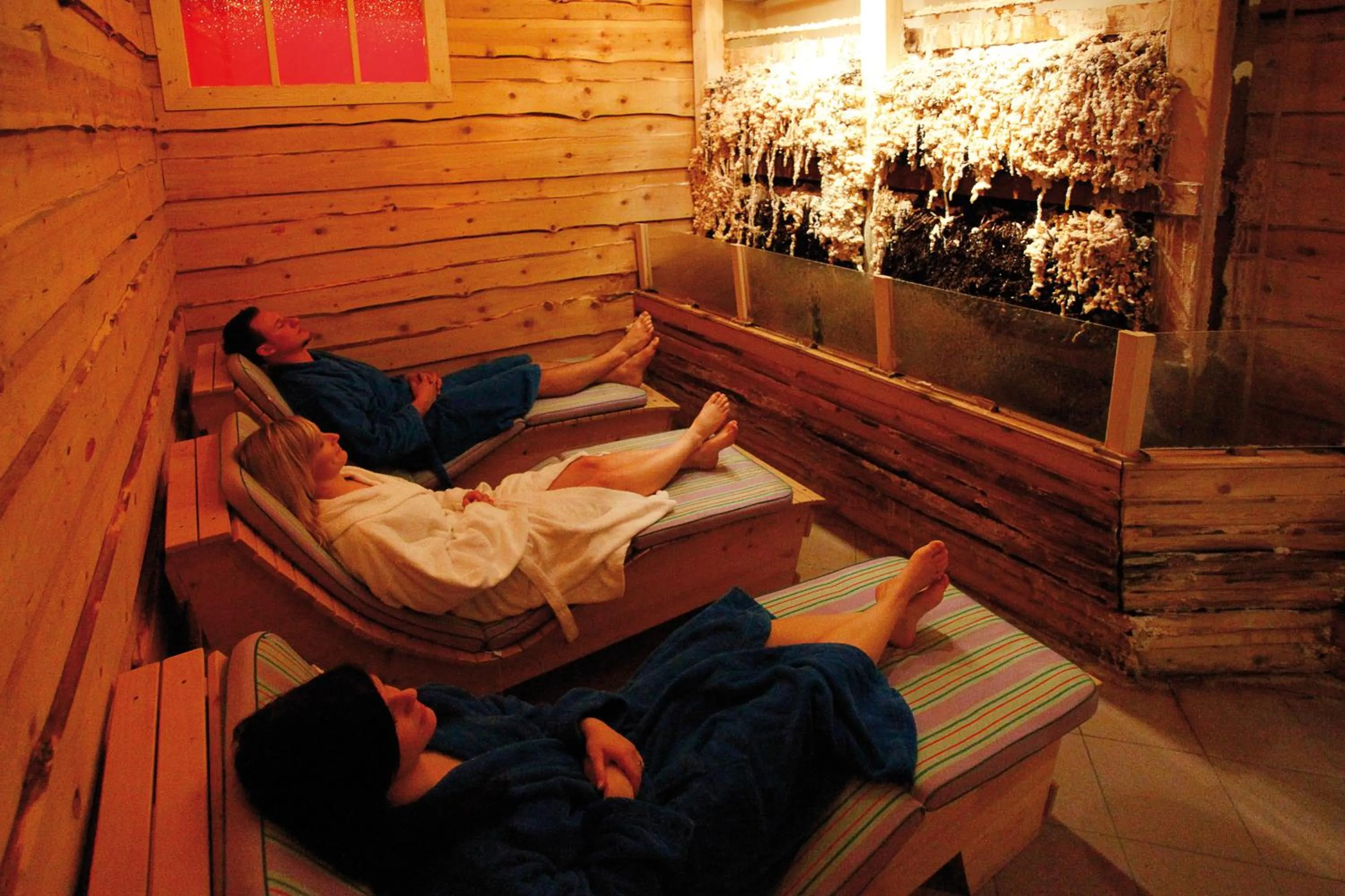 Spa and wellness centre/facilities in Hotel Quellenhof