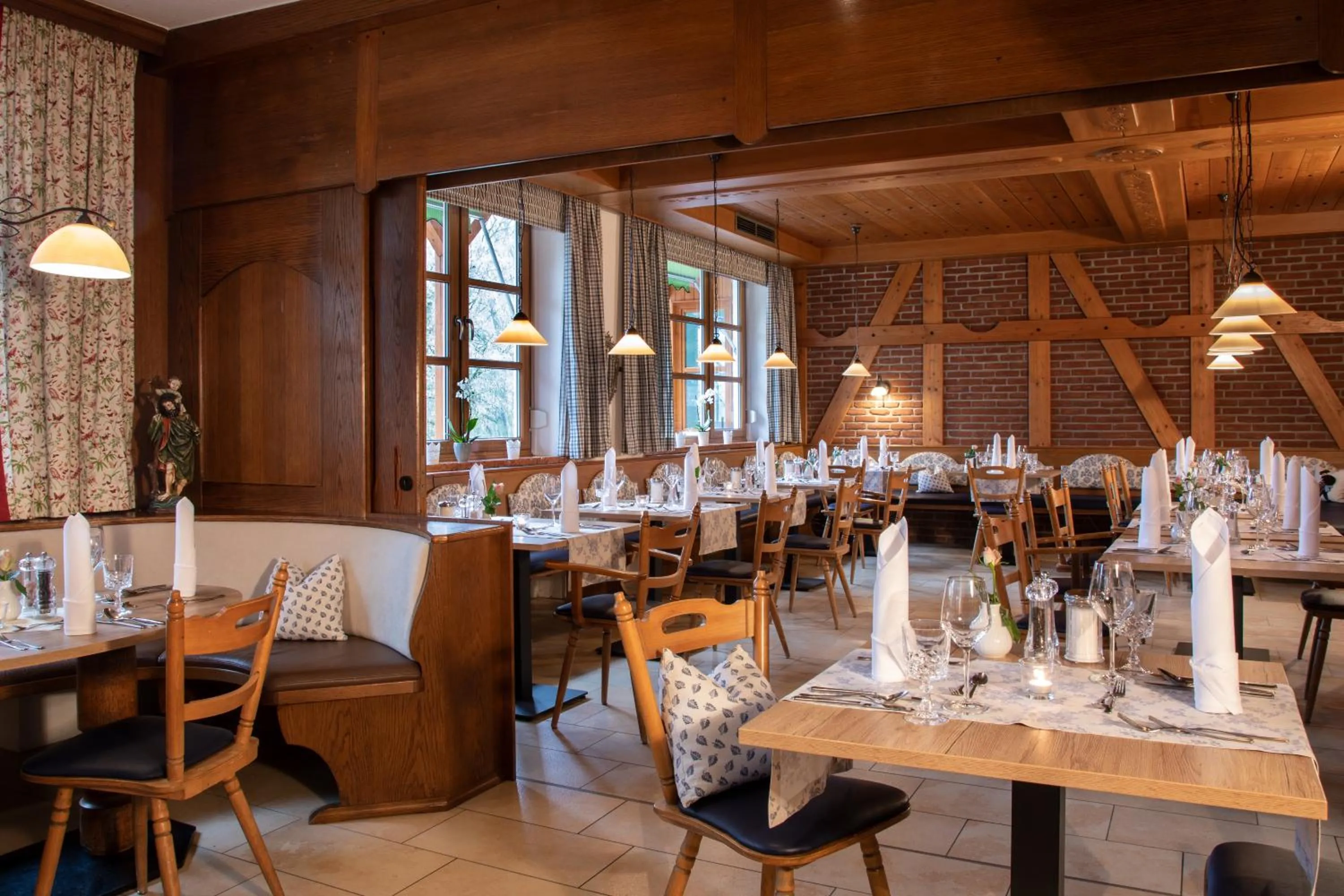 Restaurant/places to eat in Hotel Quellenhof