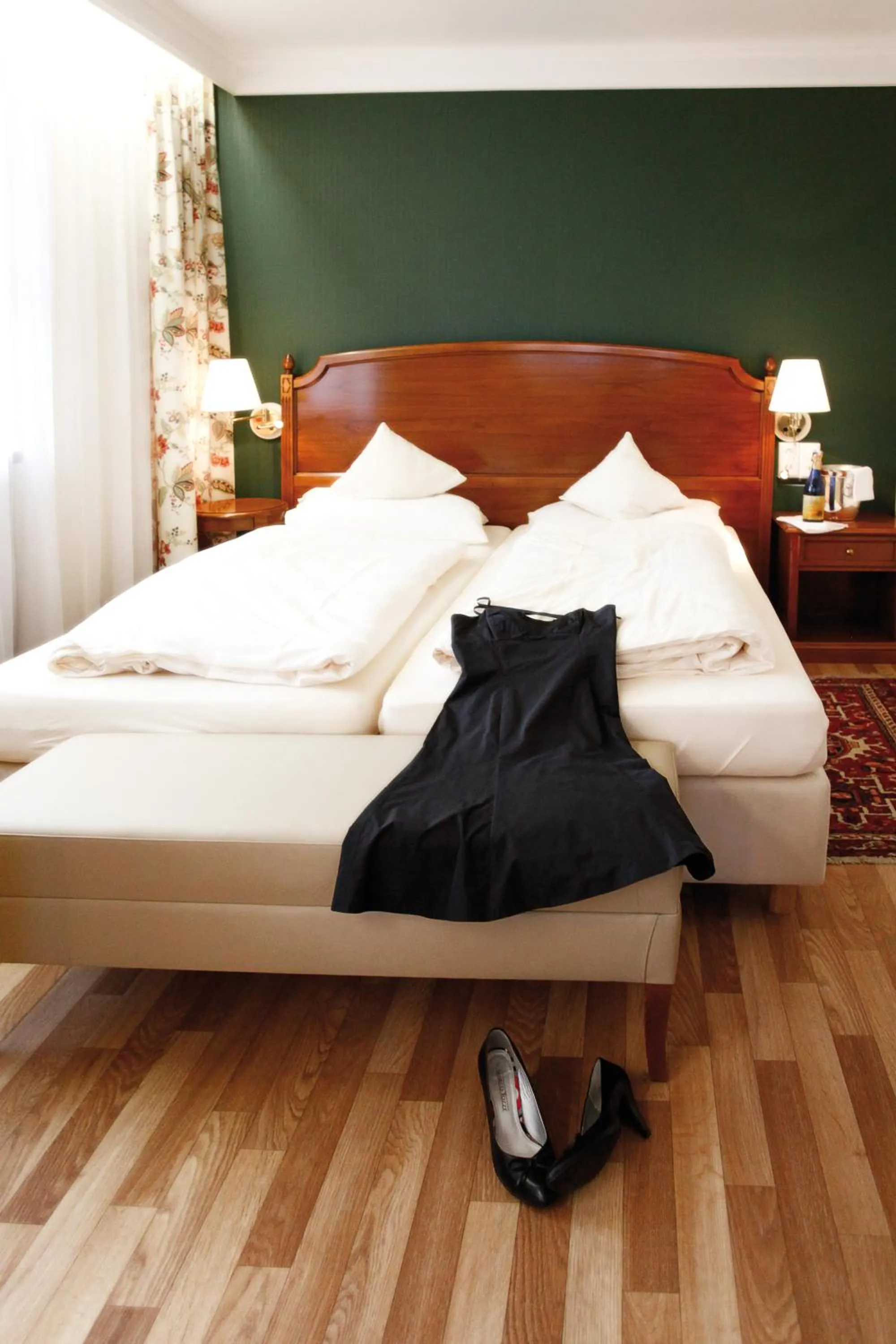 Bed in Hotel Quellenhof