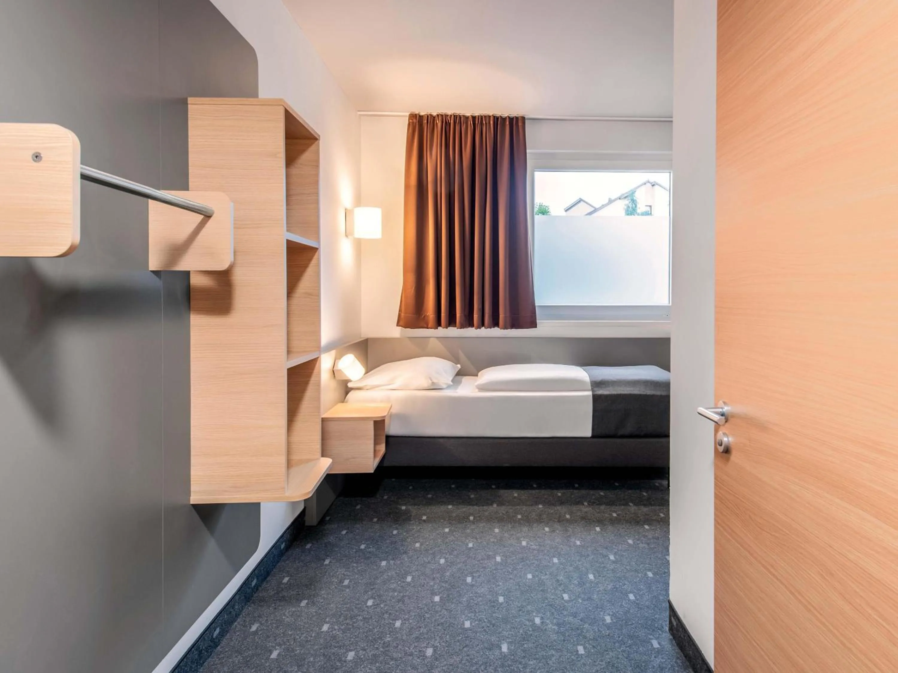 Photo of the whole room, Bed in B&B Hotel Regensburg-City