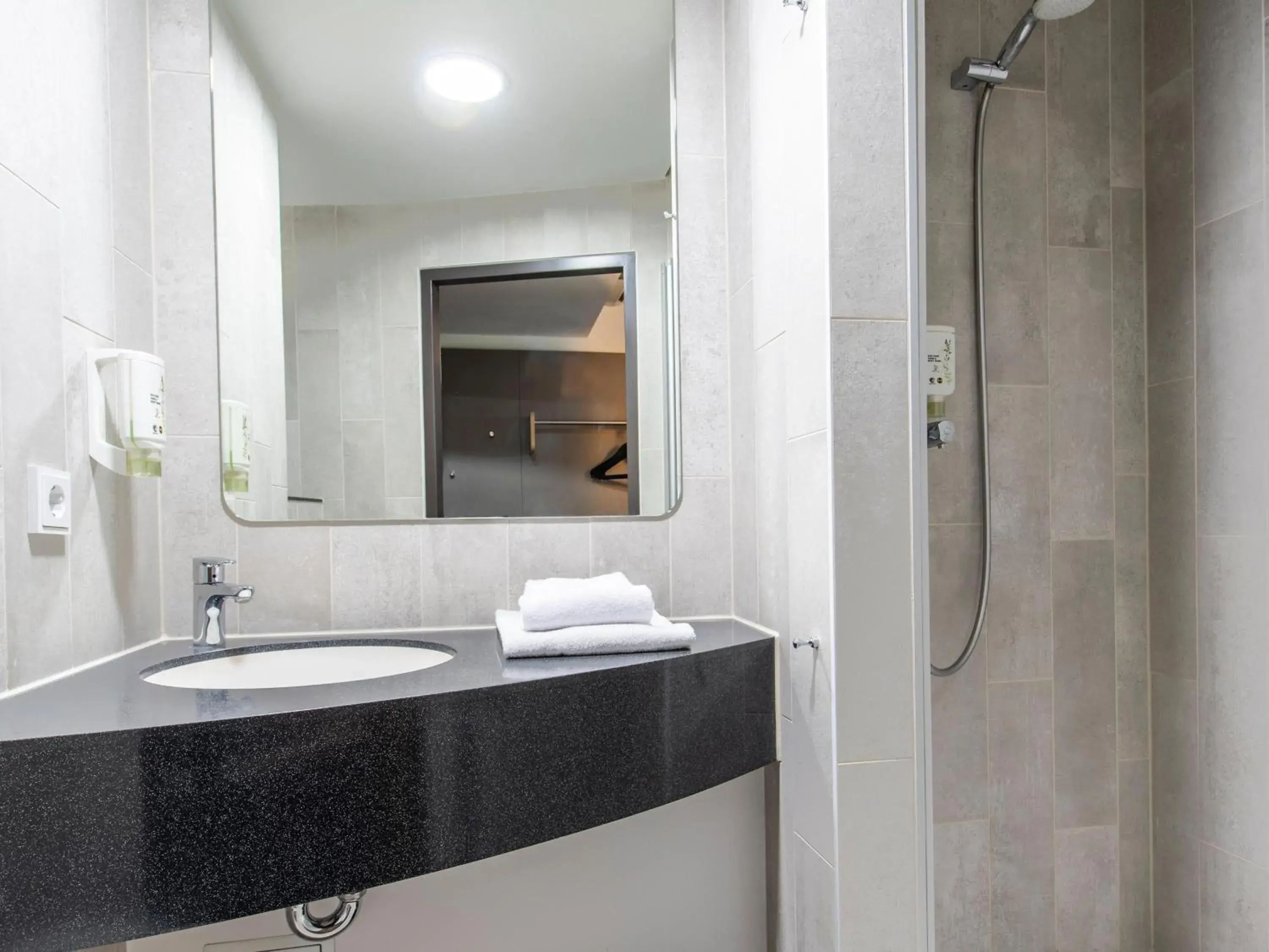 Shower, Bathroom in B&B Hotel Regensburg