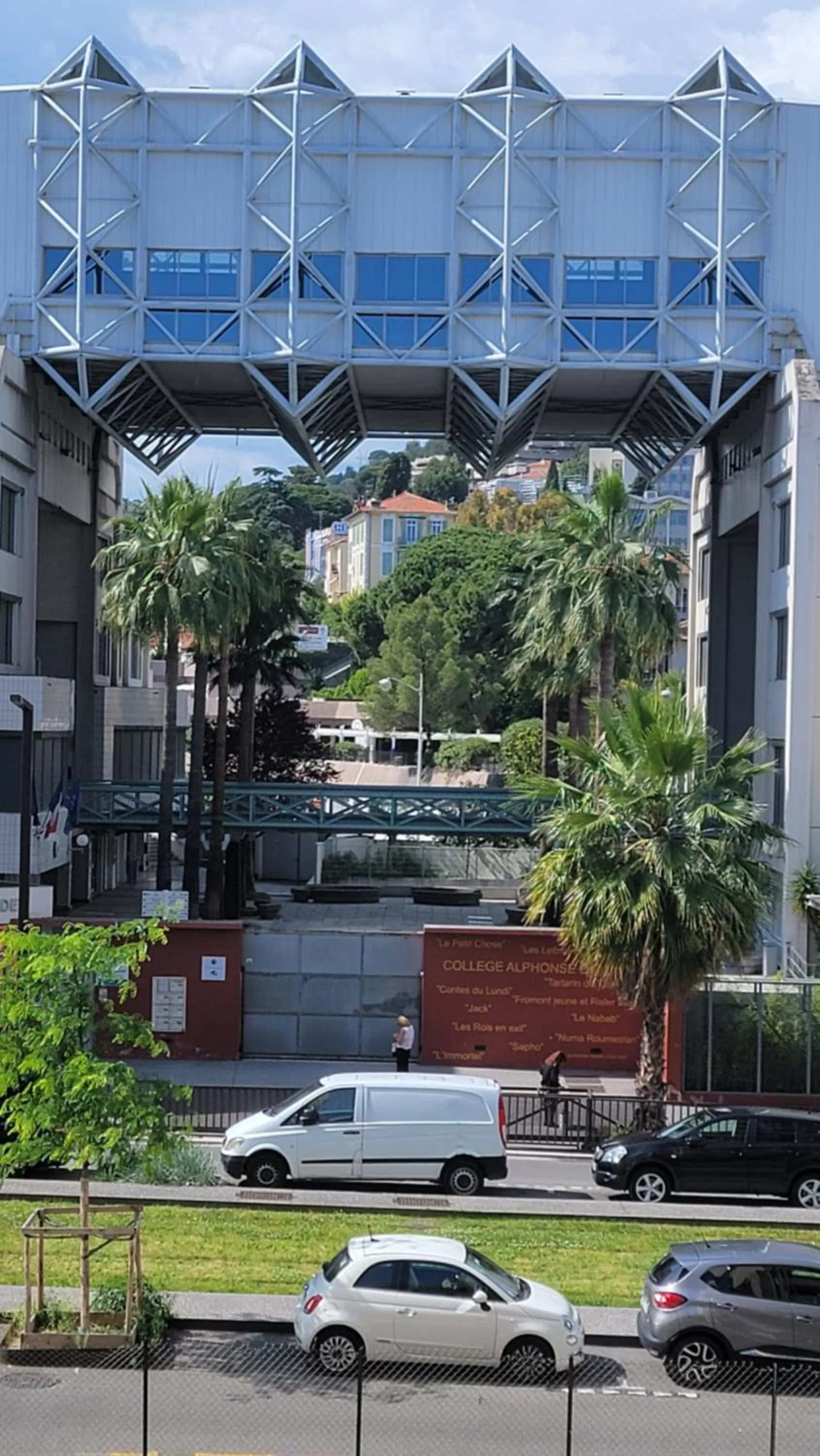 City view in Villa Eden