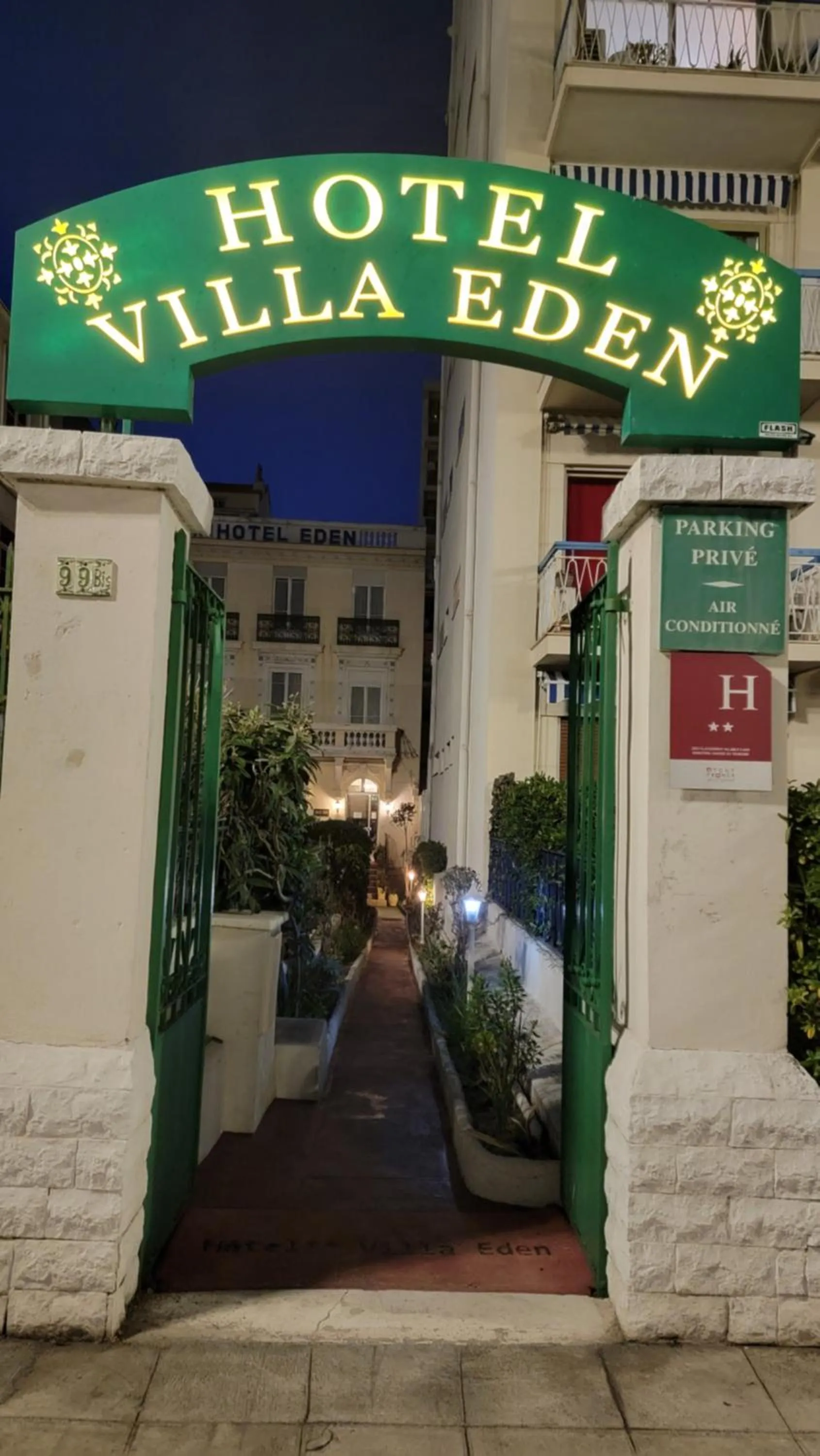 Property logo or sign in Villa Eden