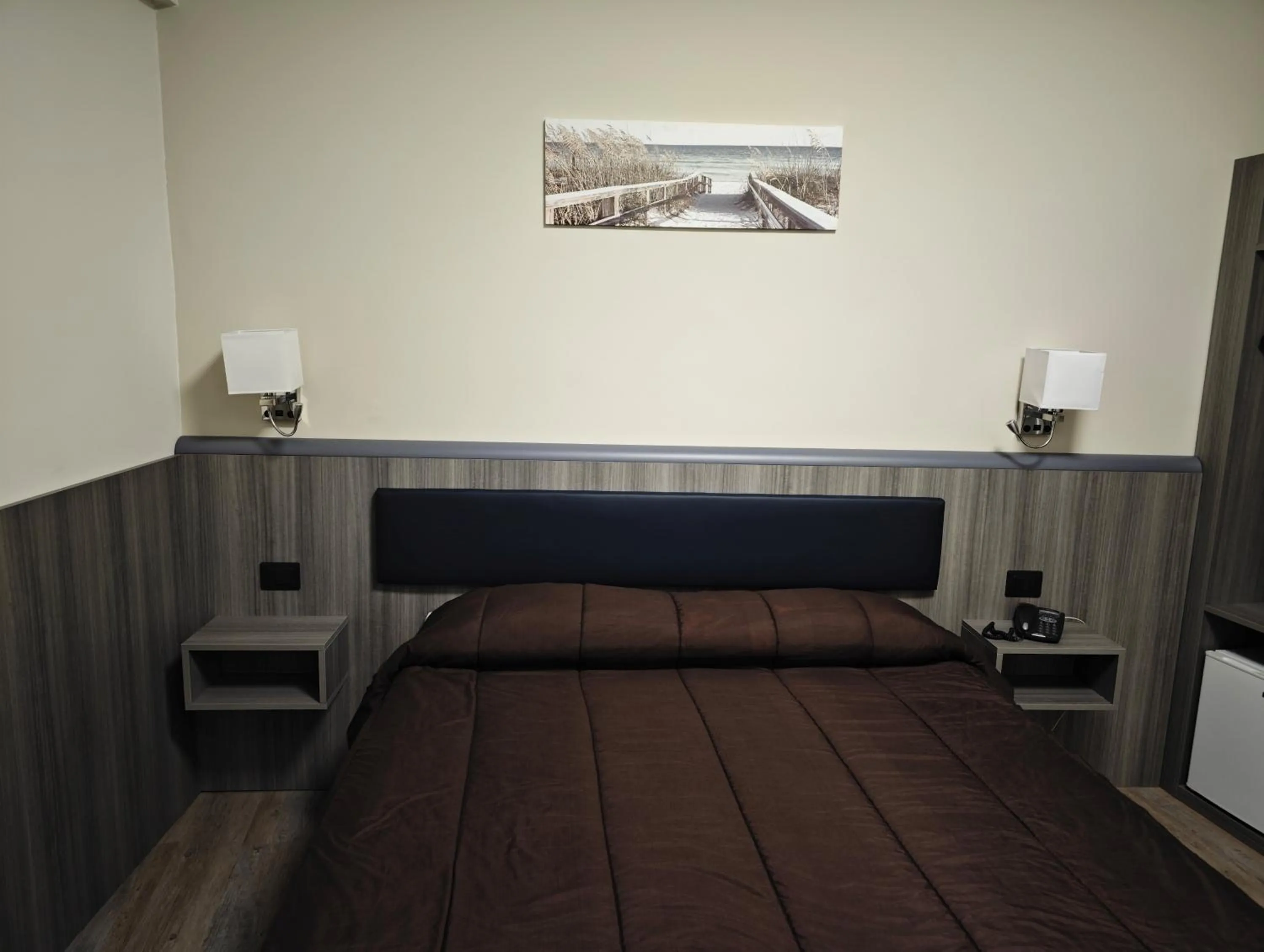 Bed in Hotel Esperia