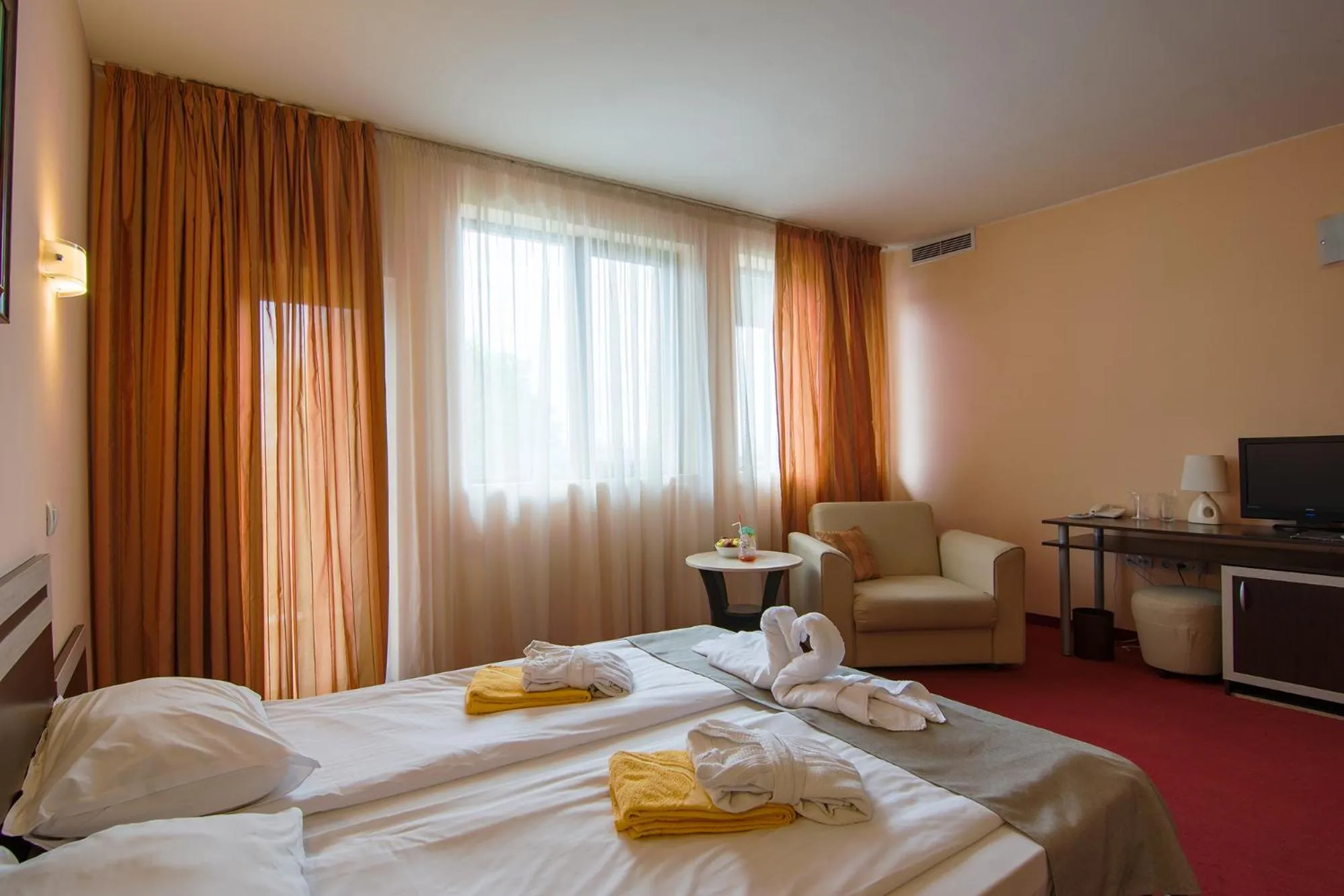 Photo of the whole room, Bed in Park Hotel Arbanassi