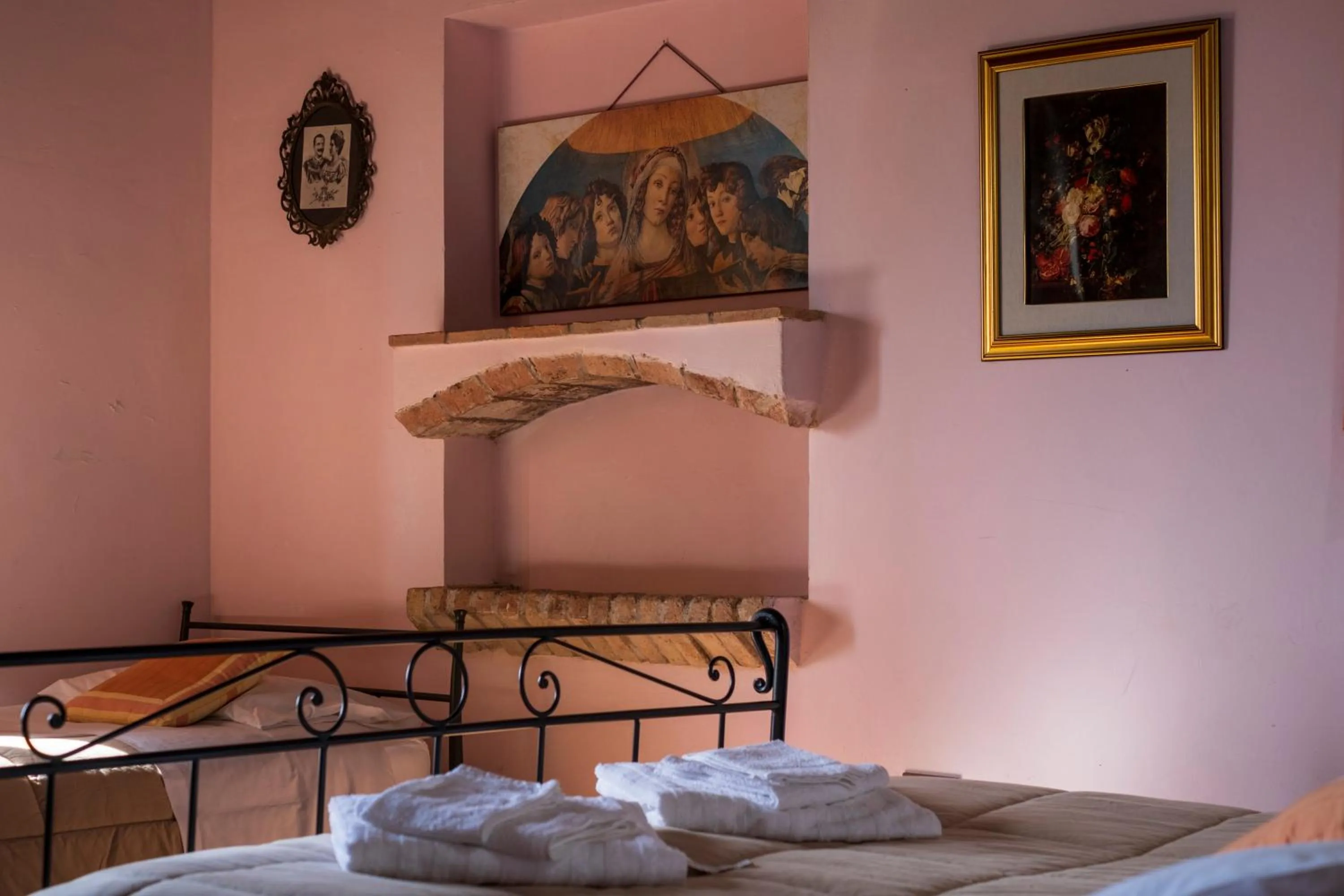 Bed in Cardinal Girolamo