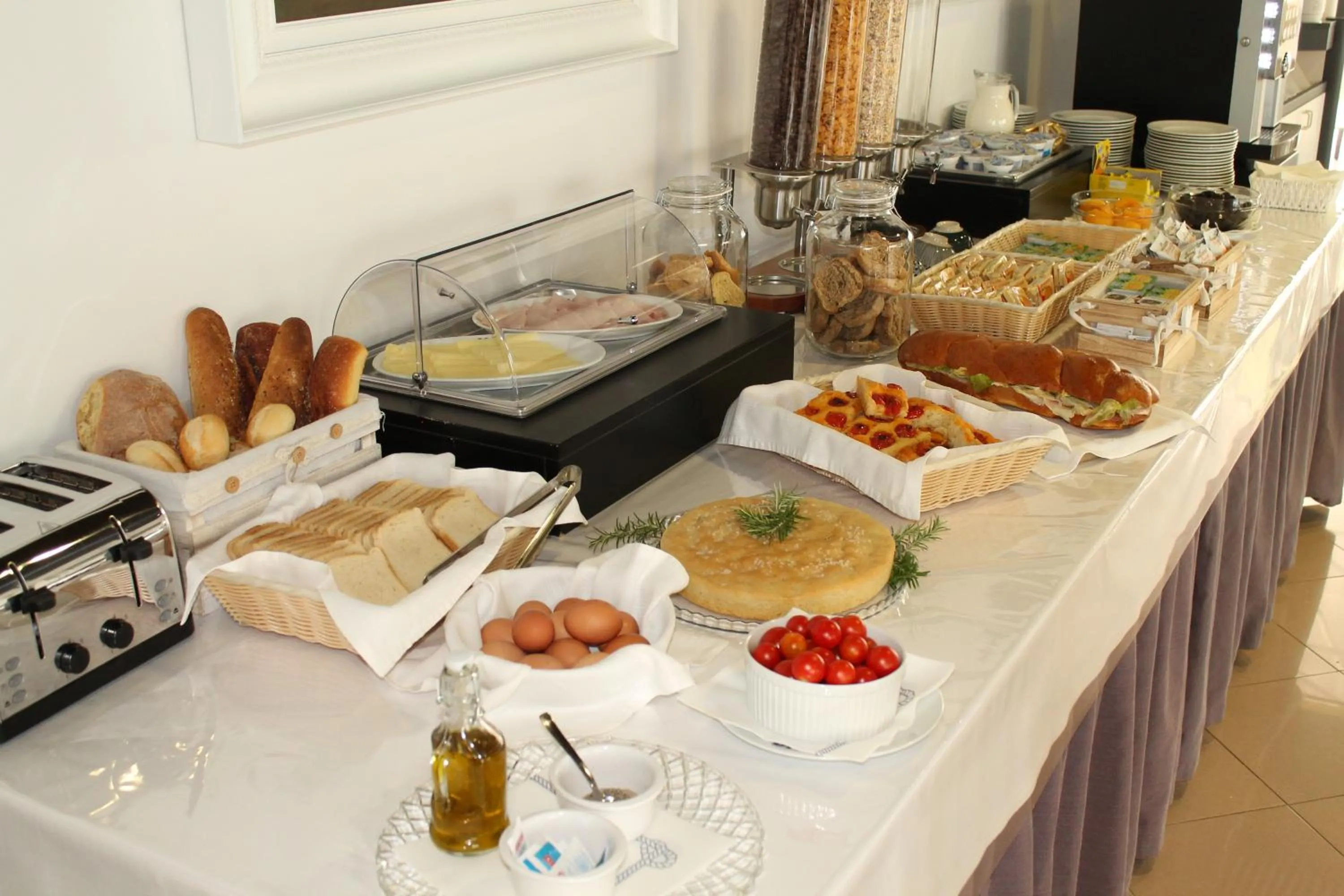 Breakfast in Hotel Santa Lucia