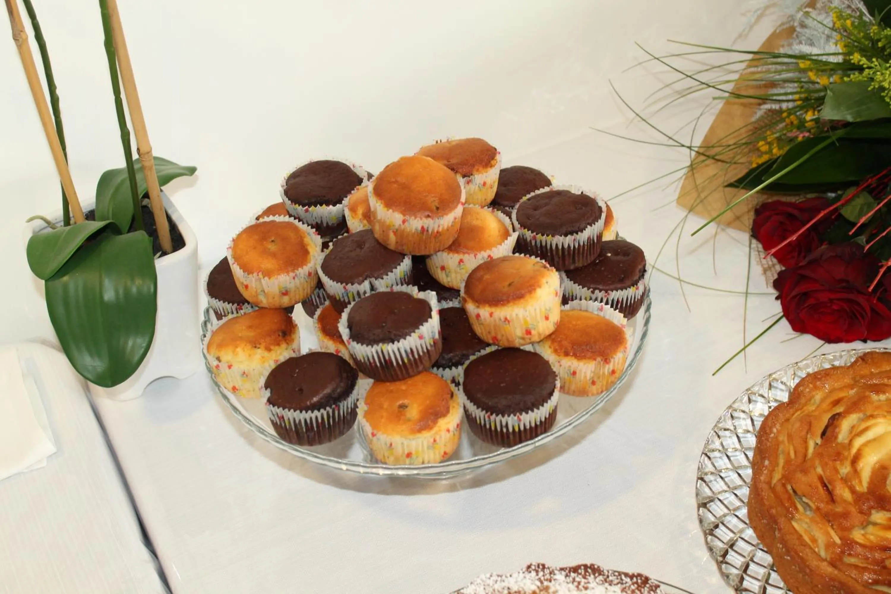 Buffet breakfast in Hotel Santa Lucia