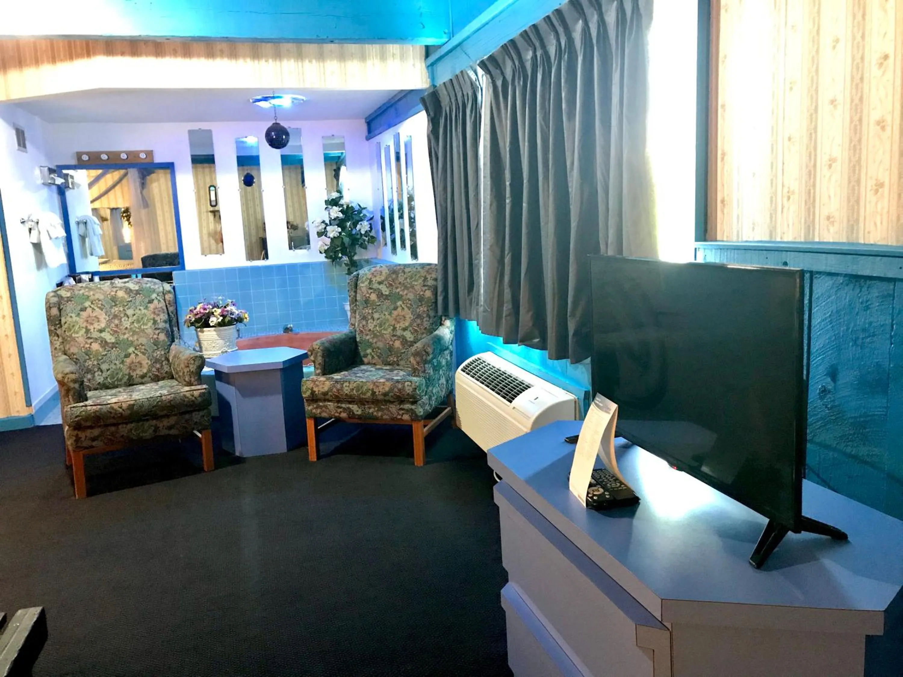 Living room in Don Q Inn