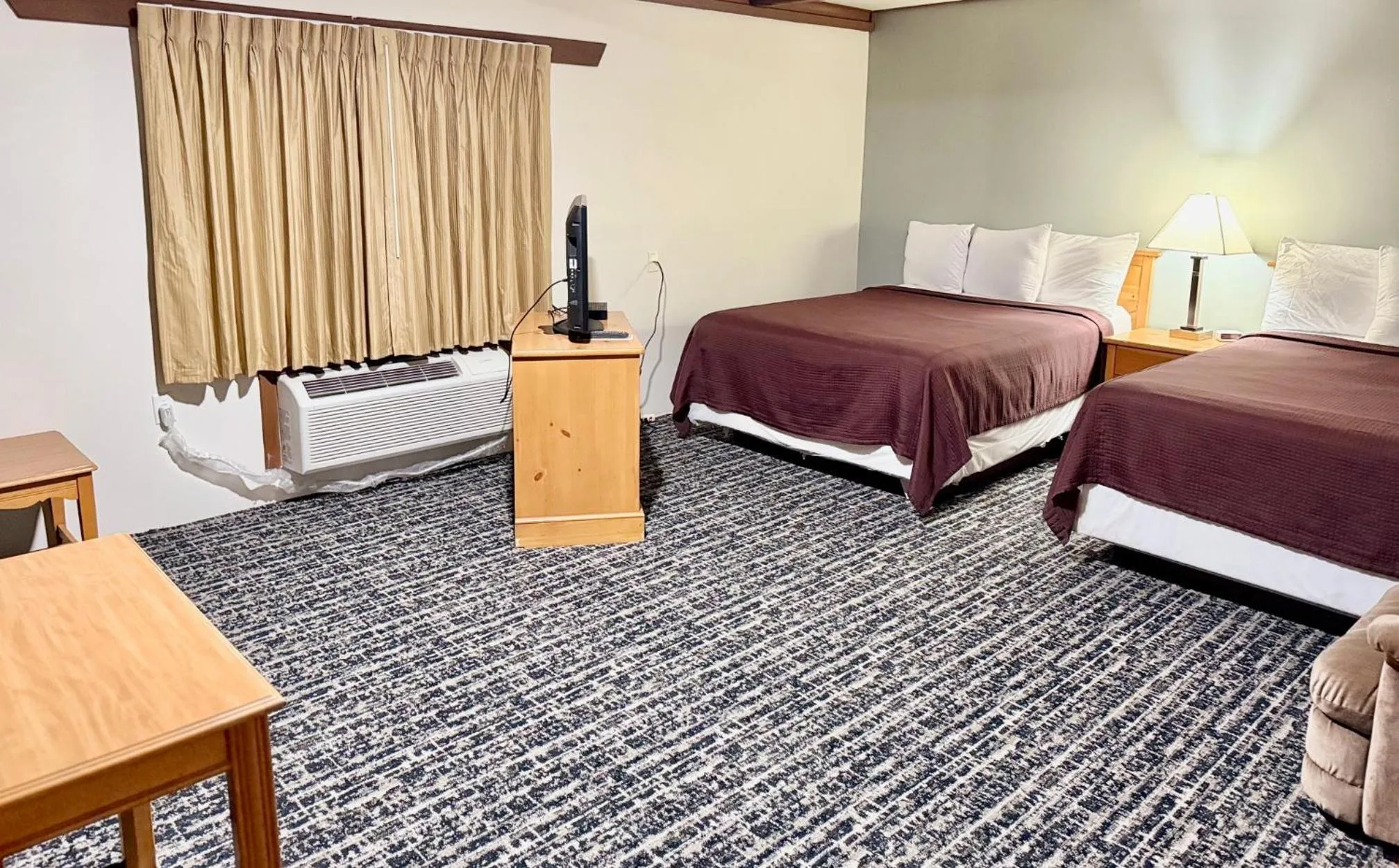 Bedroom, Bed in Don Q Inn