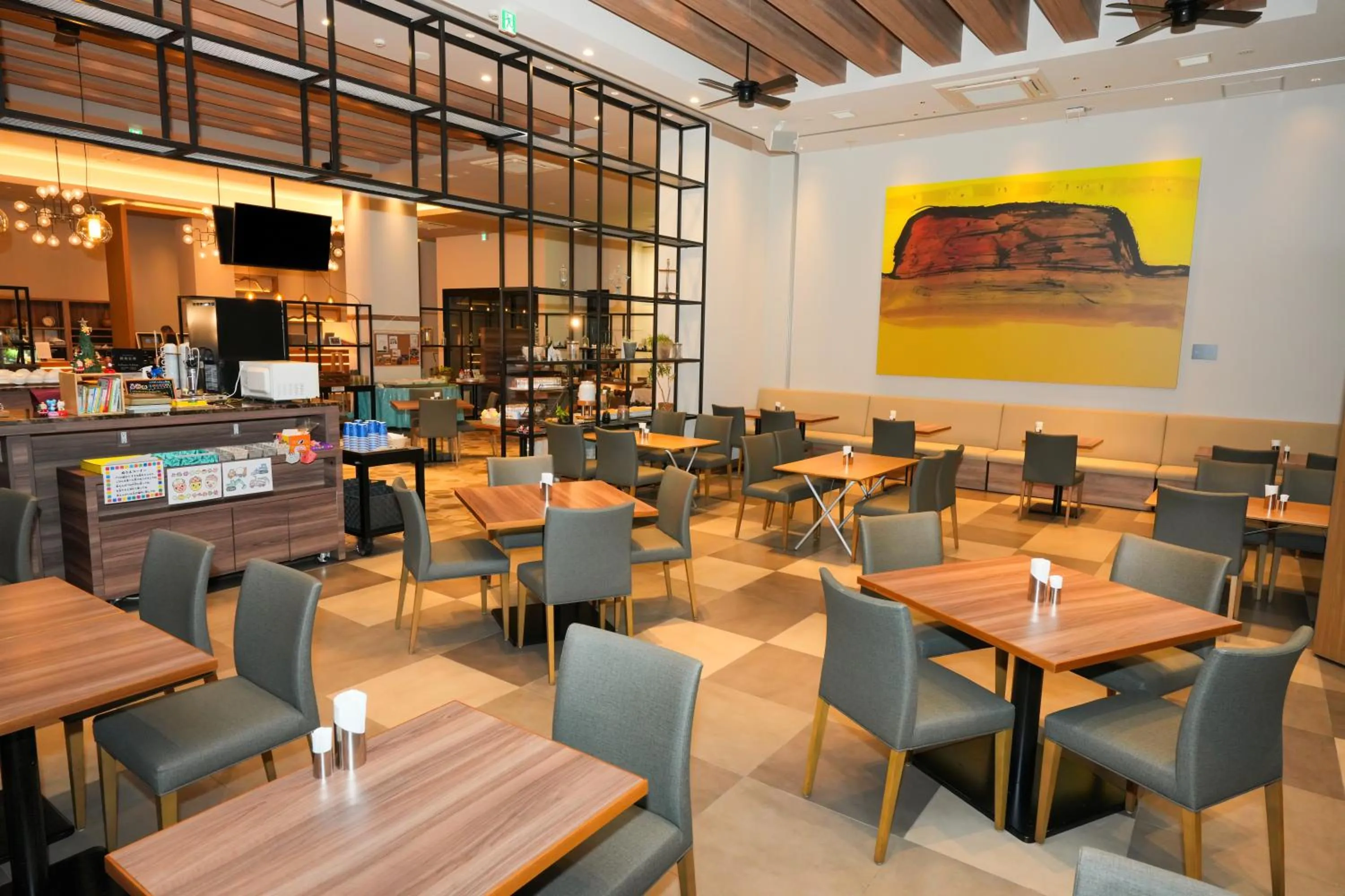 Restaurant/places to eat in Airport Hotel Kumamoto