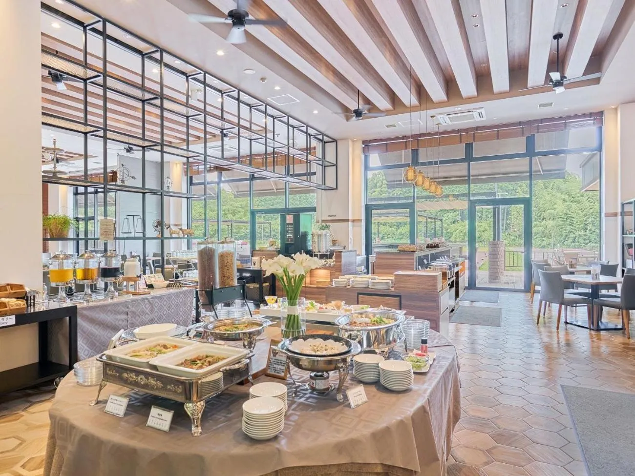 Restaurant/places to eat in Airport Hotel Kumamoto