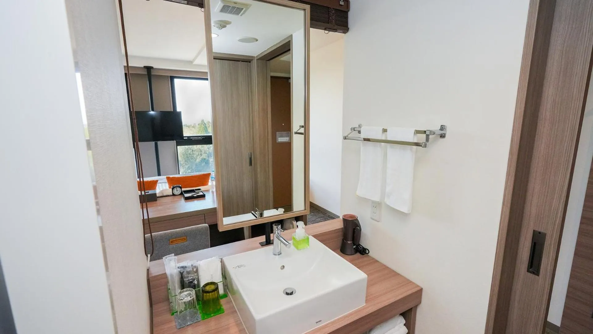 Photo of the whole room in Airport Hotel Kumamoto