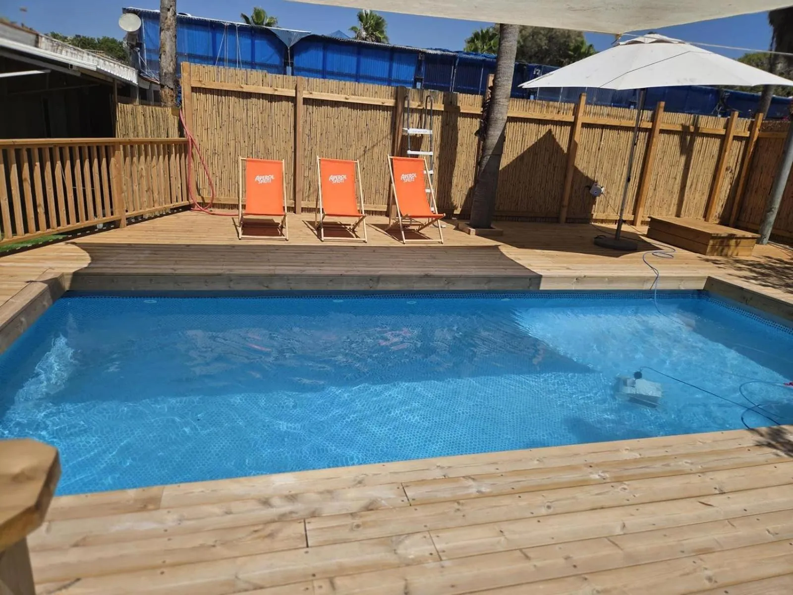 Q Village - Poleg Beach