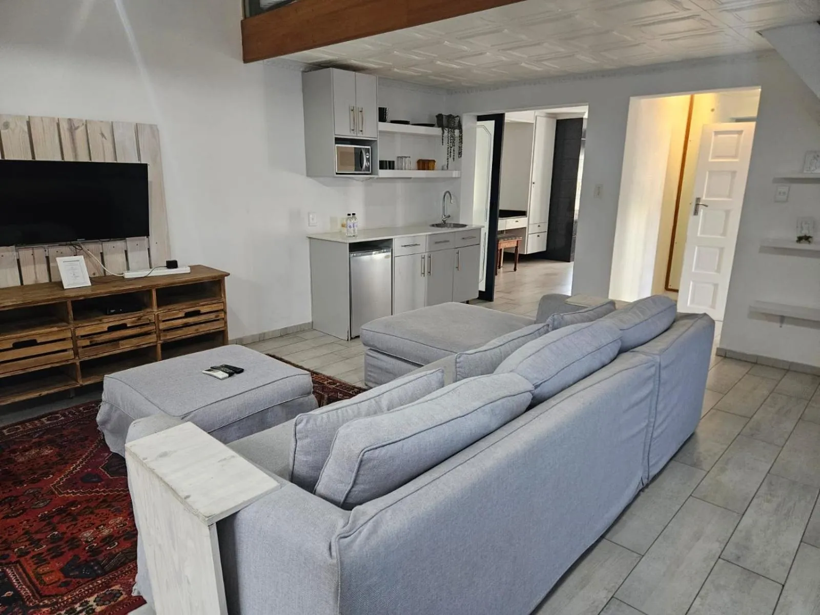 Living room in TCS on Lynnwood Guesthouse