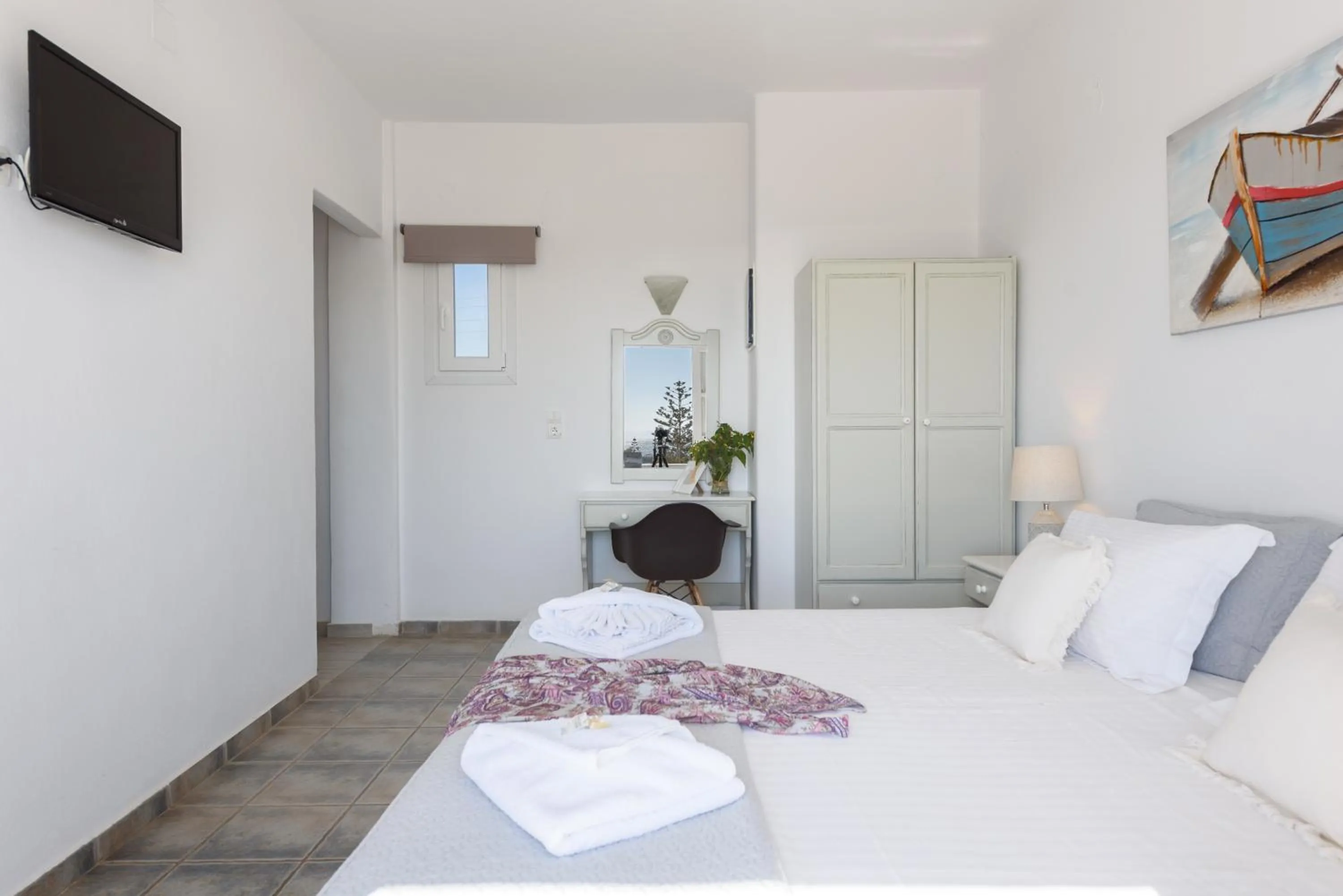 Bed in Anixis Studios Aliki Paros