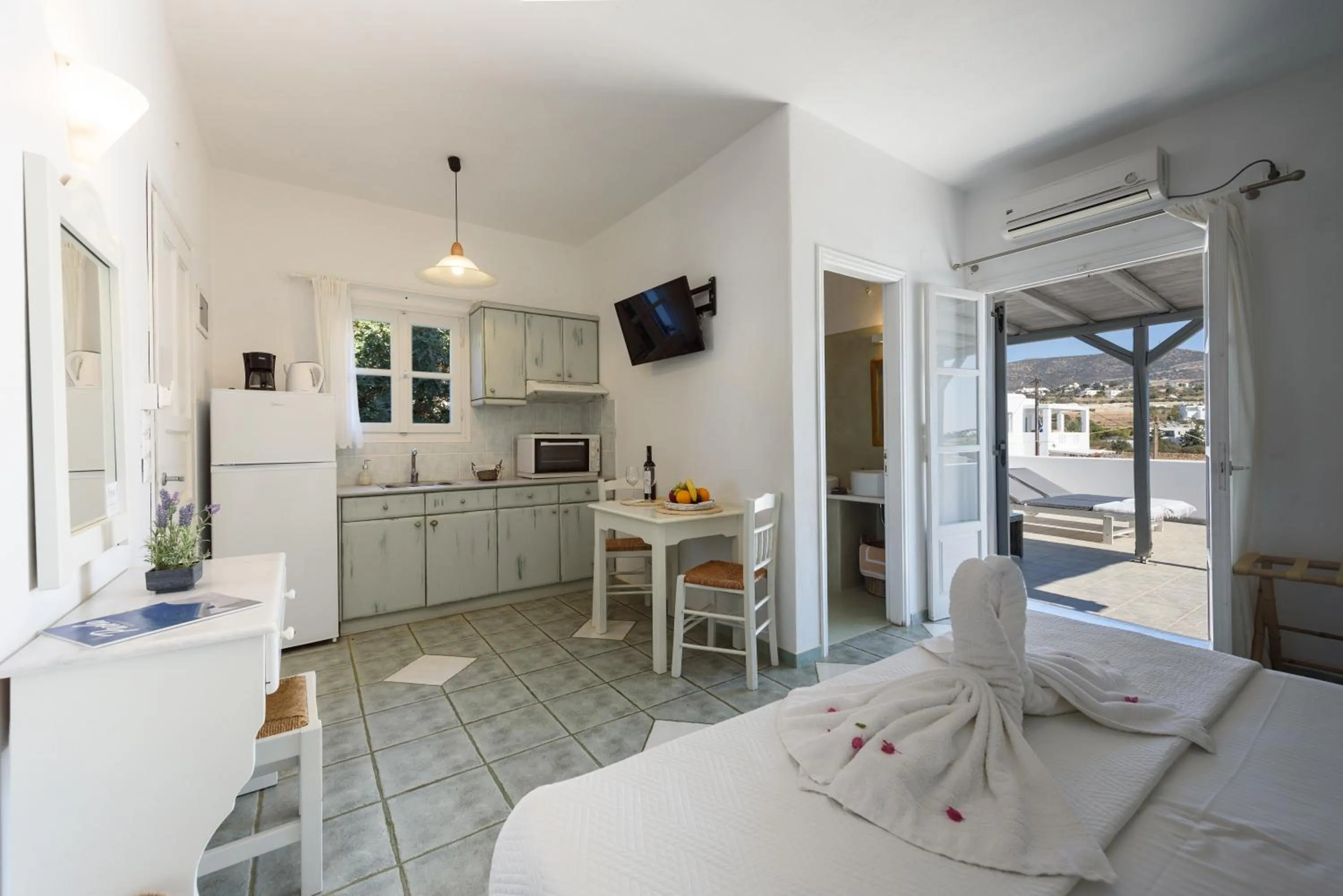 Balcony/Terrace in Anixis Studios Aliki Paros