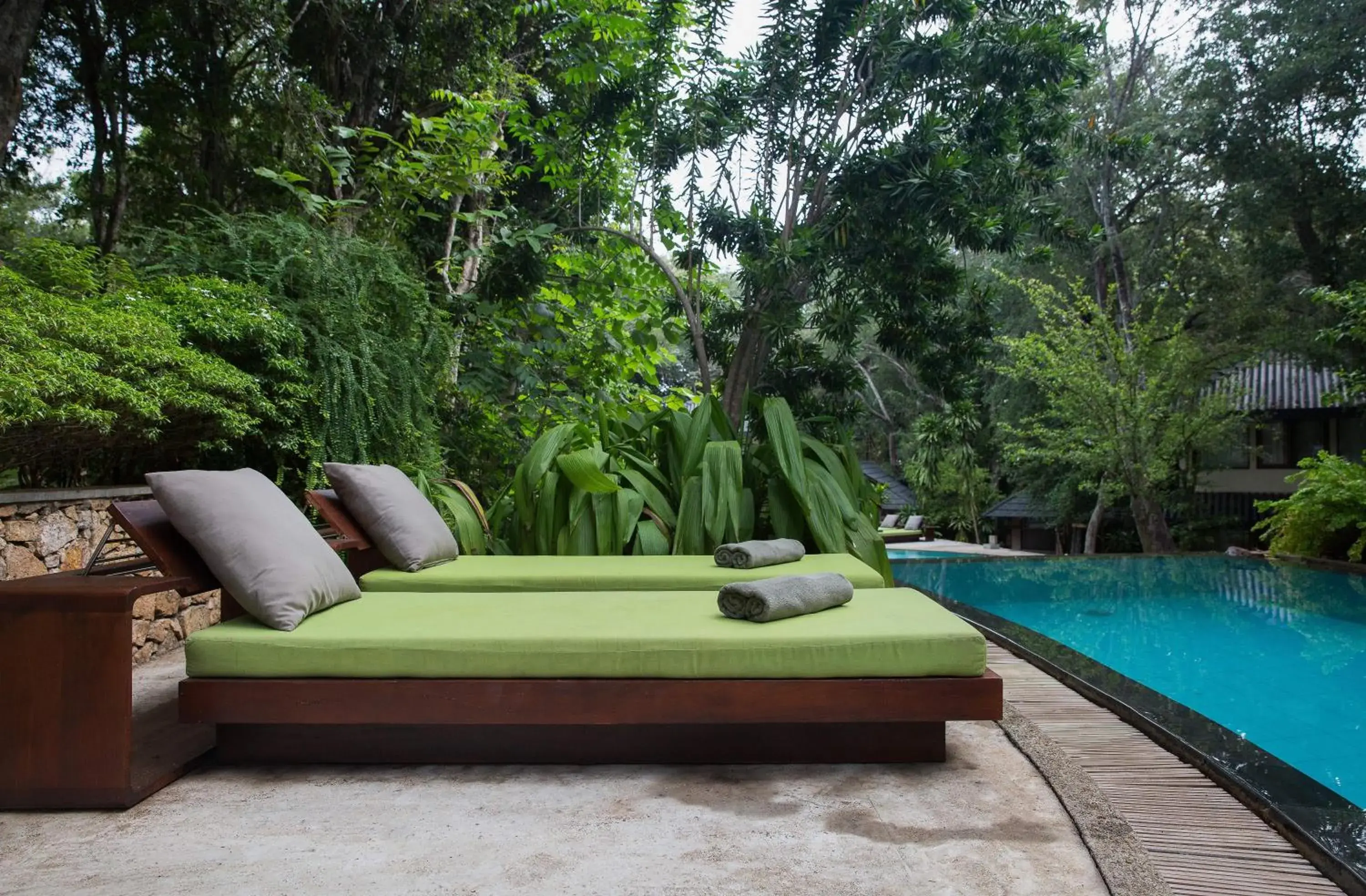 Swimming pool in The Deer Park Hotel Swimming pool in The Deer Park Hotel